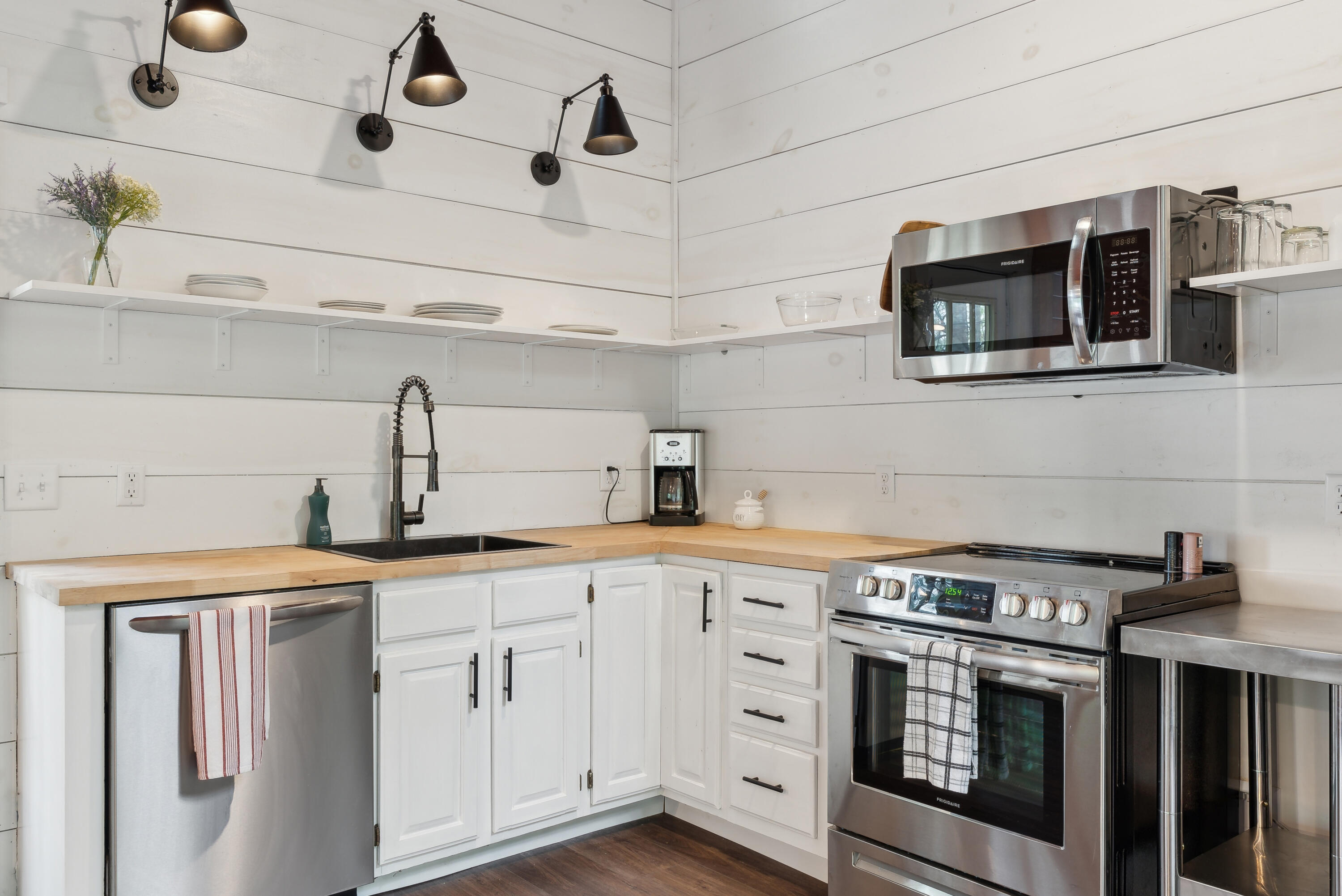 41 Boat Point Drive, 29