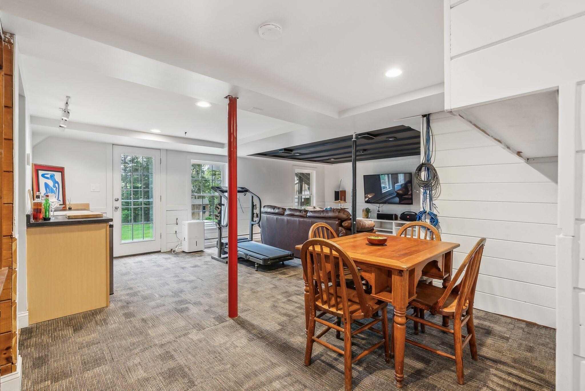 26 Hunts Point Road