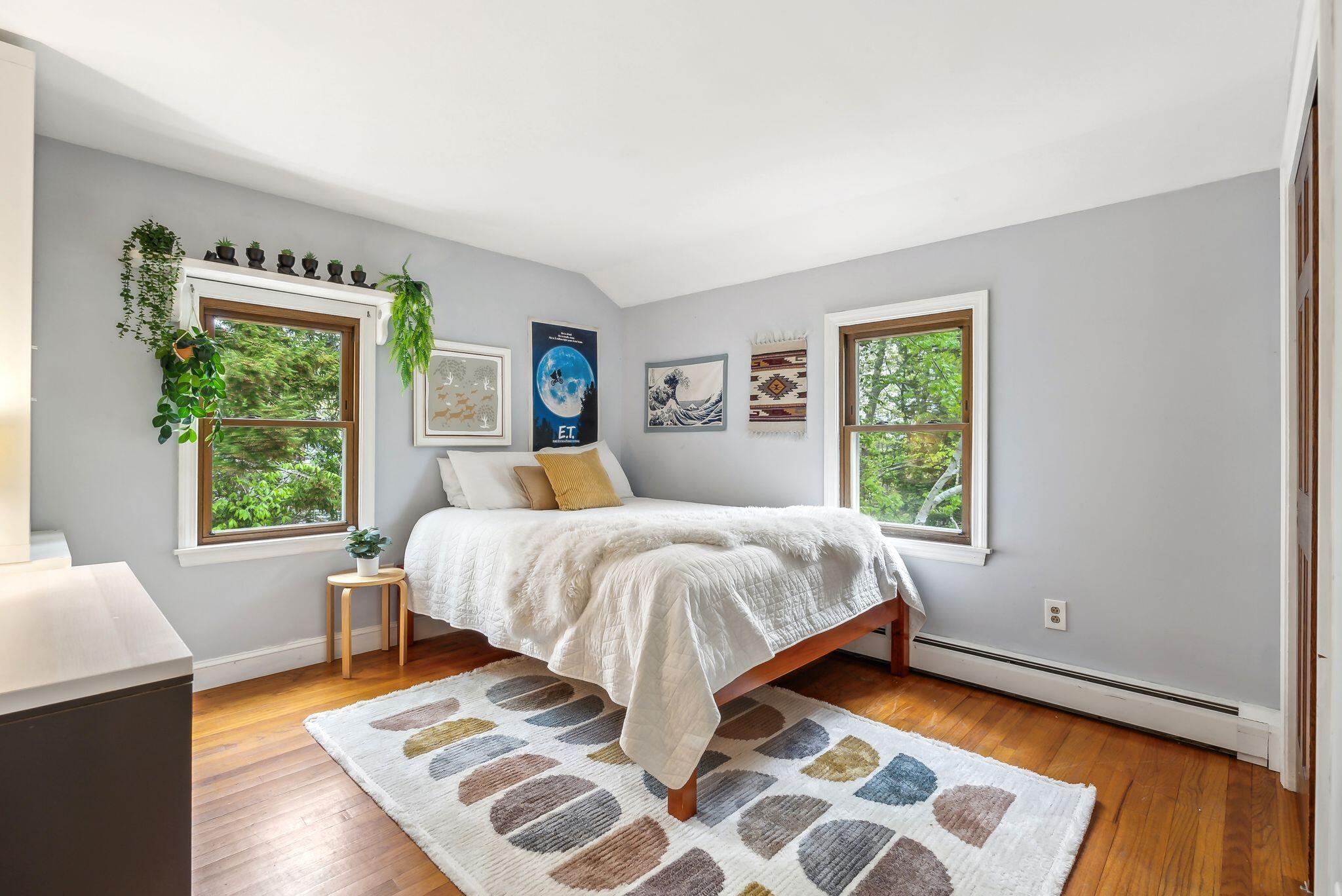 26 Hunts Point Road