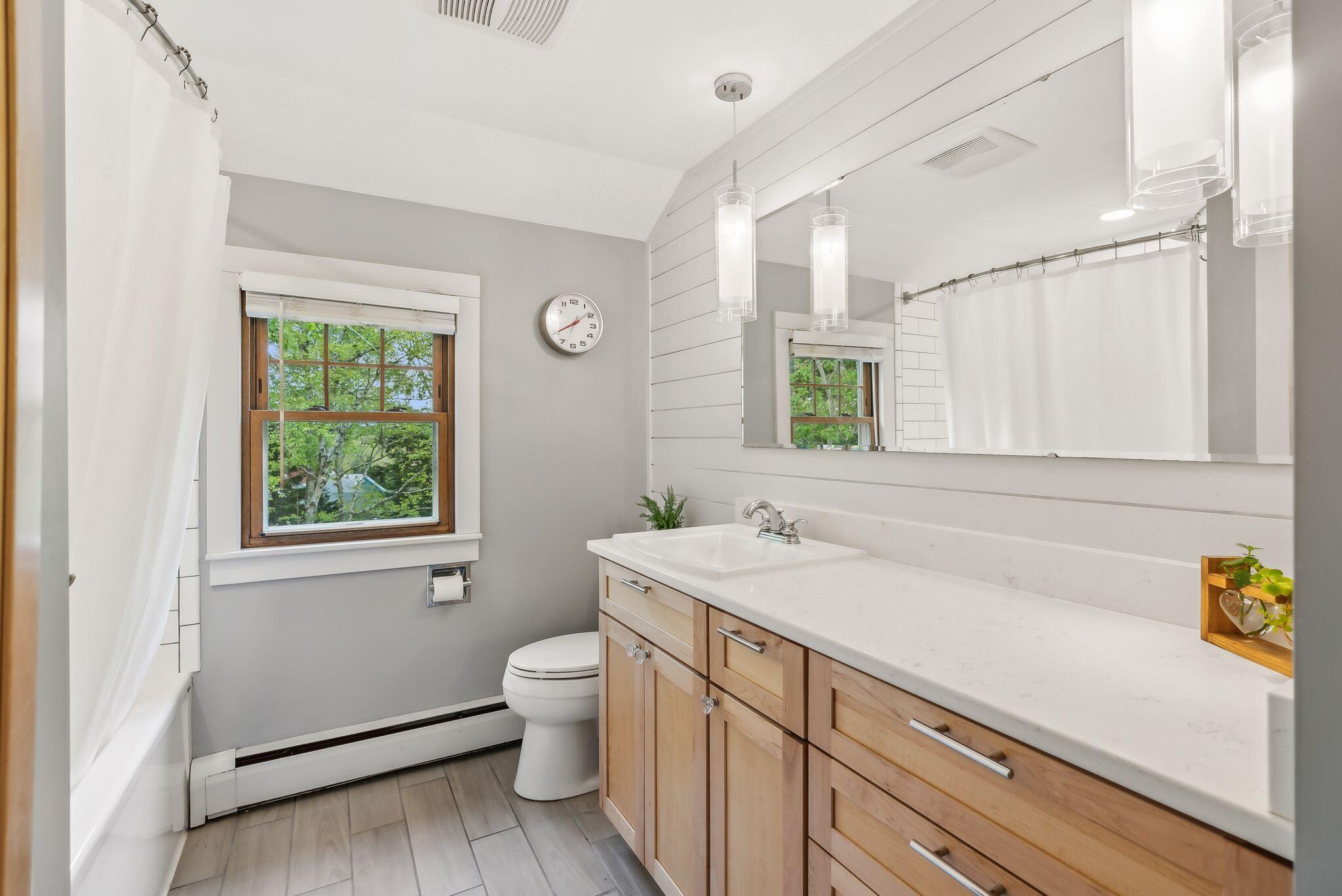26 Hunts Point Road