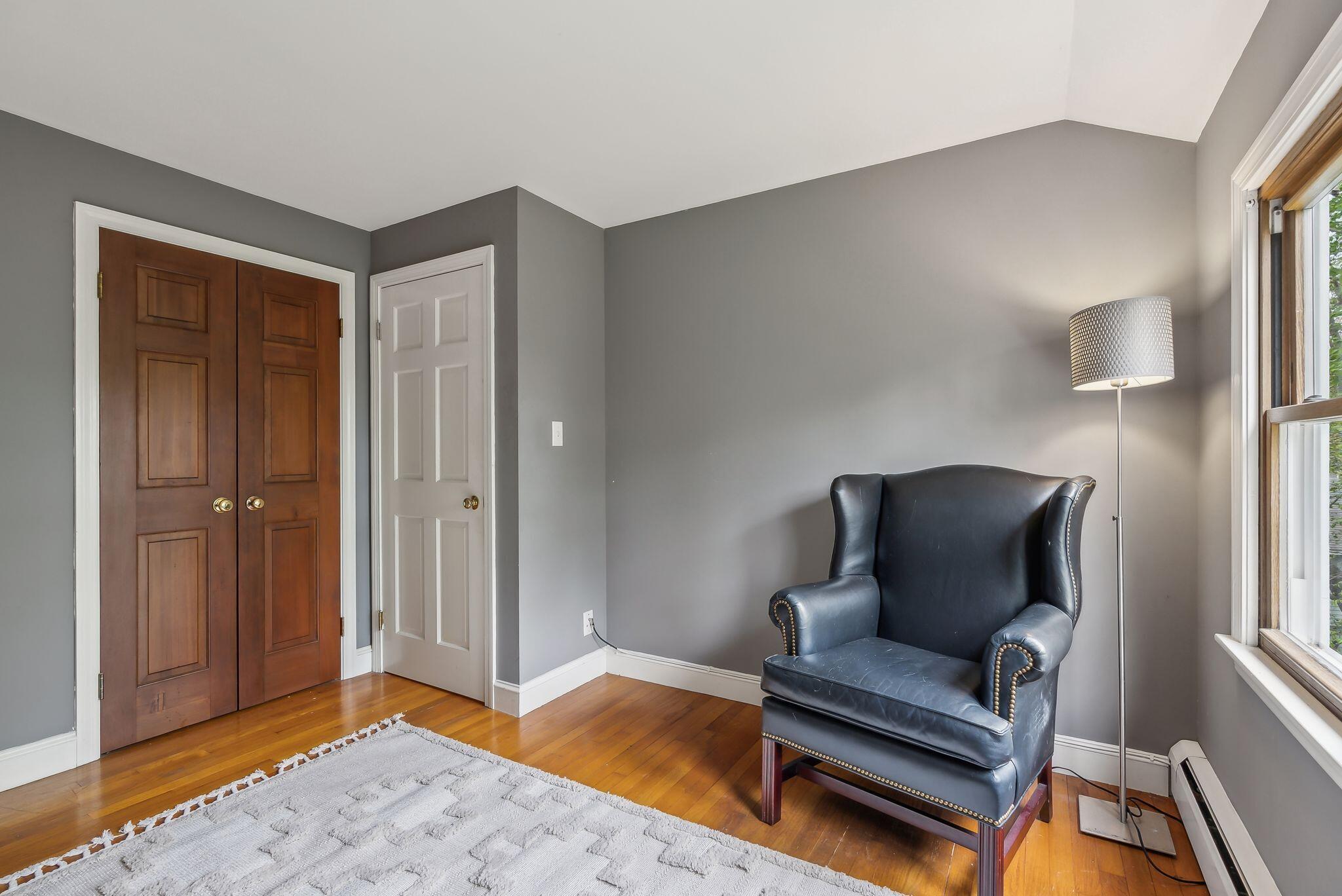 26 Hunts Point Road