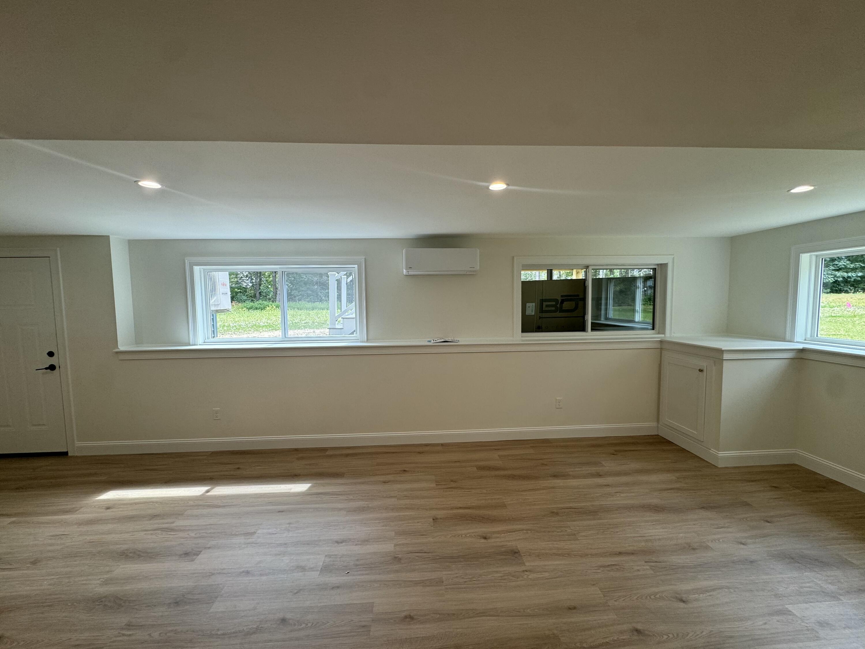 8 Track View Terrace