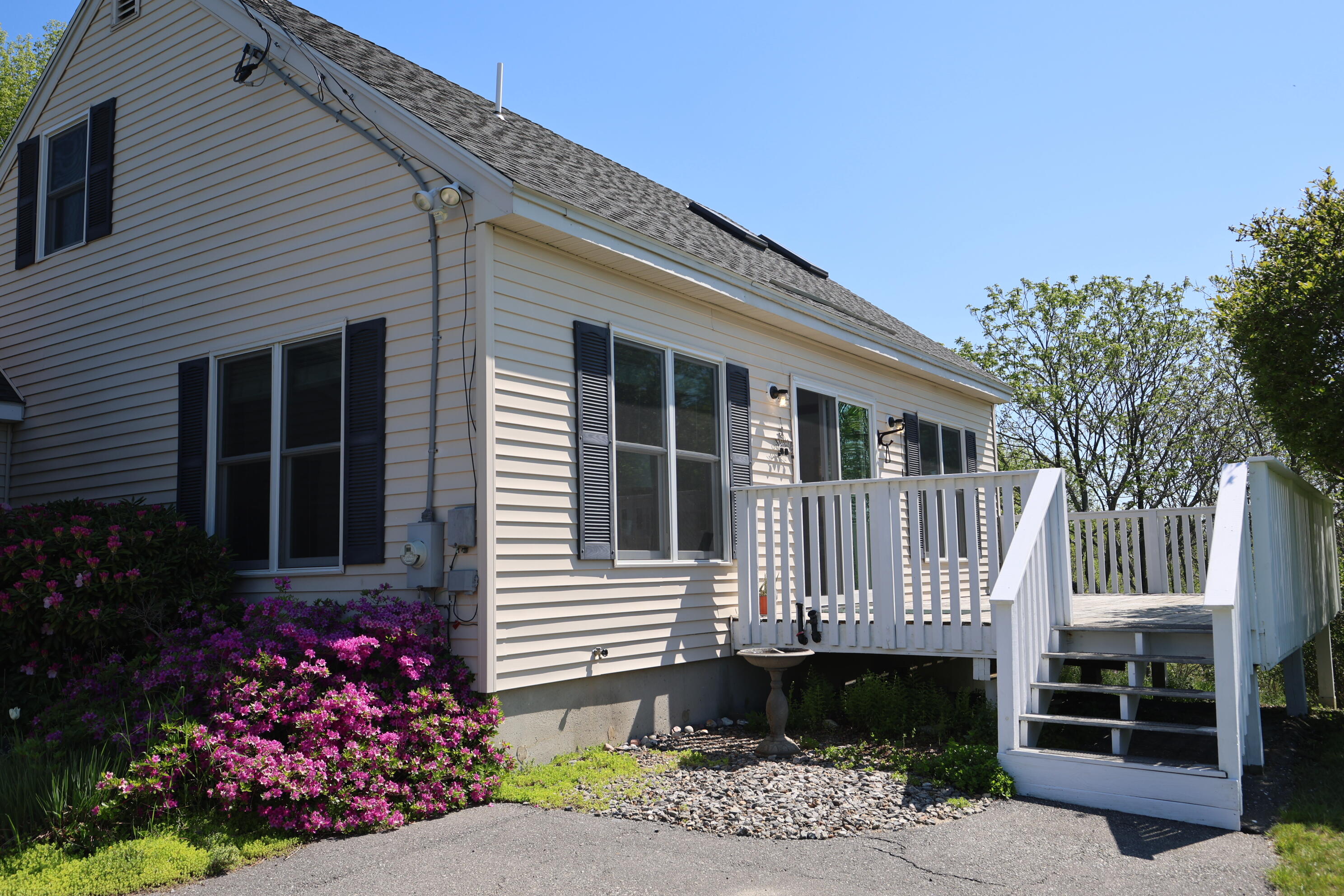 281 Post Road