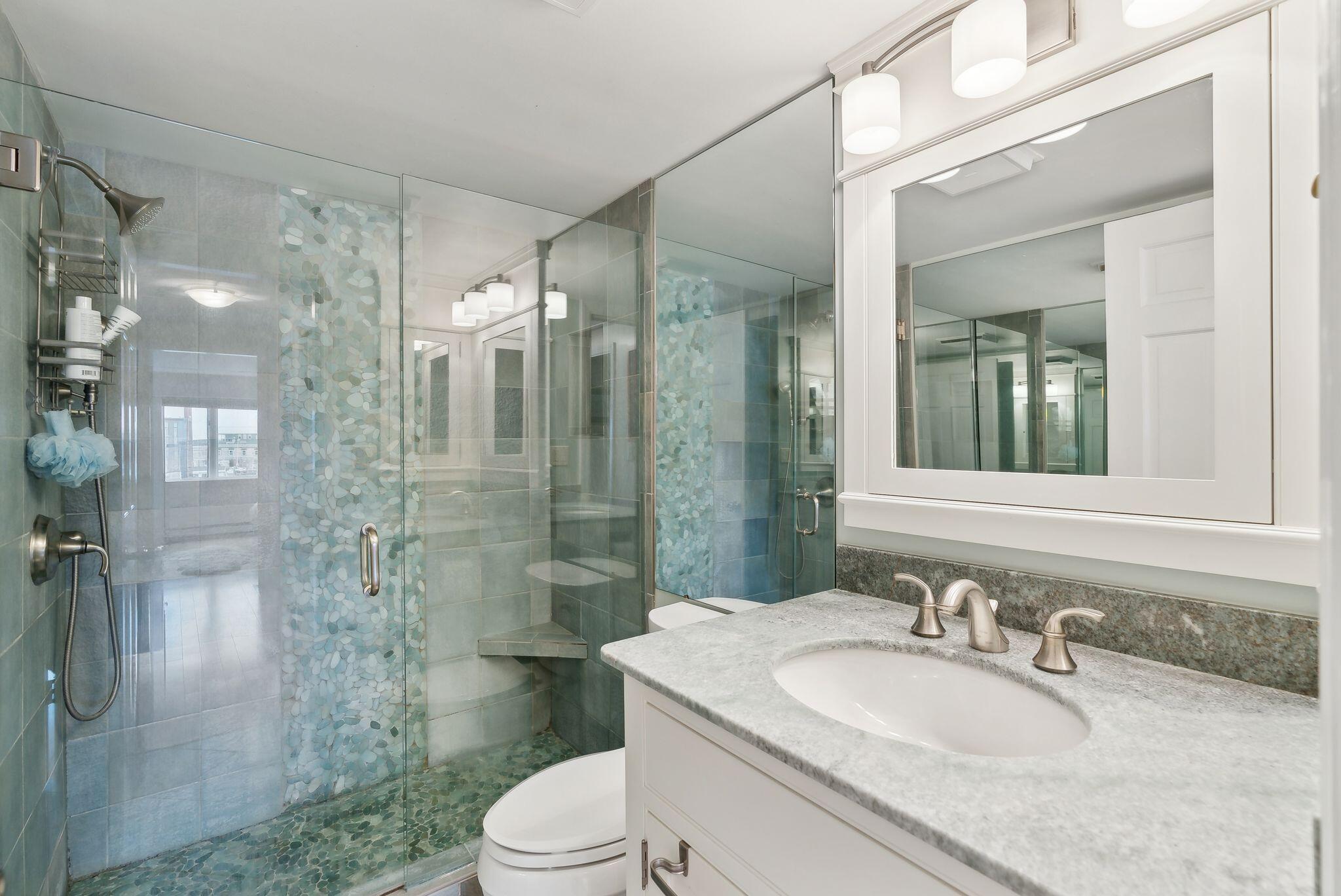 709 Chandlers Wharf, 709