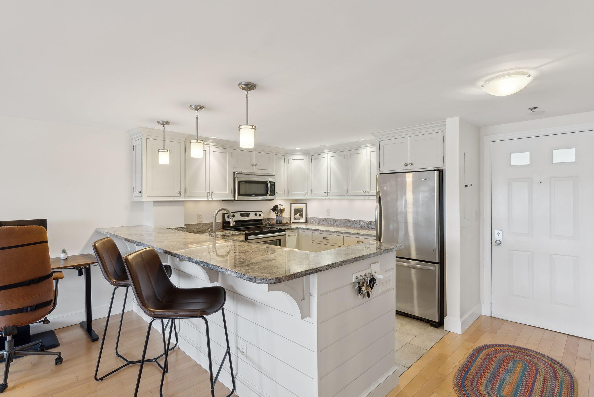 709 Chandlers Wharf, 709