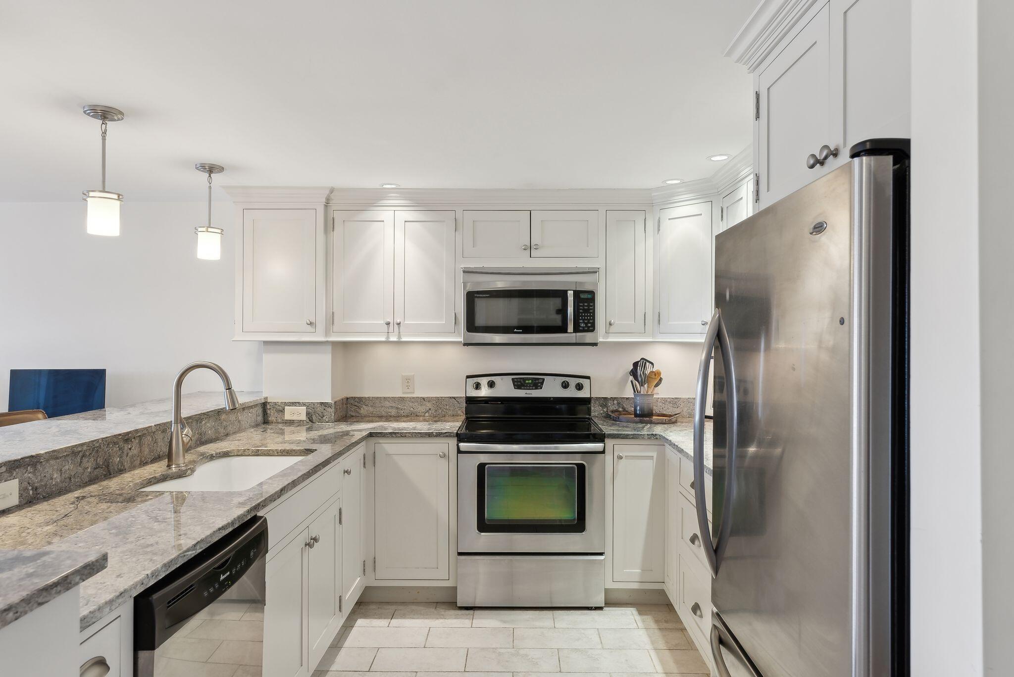 709 Chandlers Wharf, 709