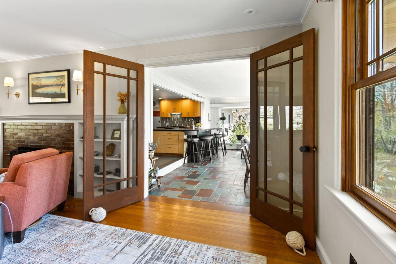 69 Brookside Road