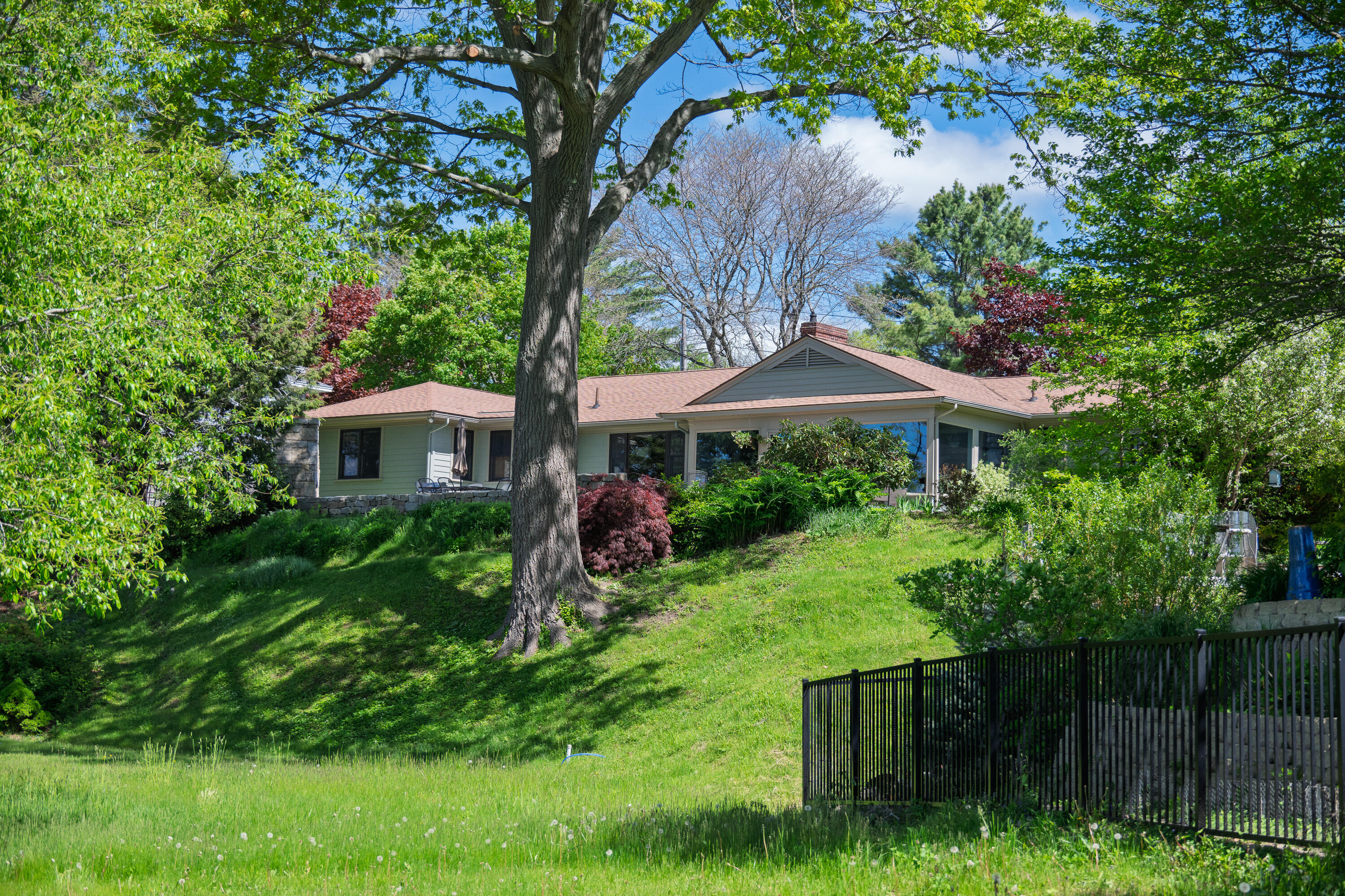 69 Brookside Road