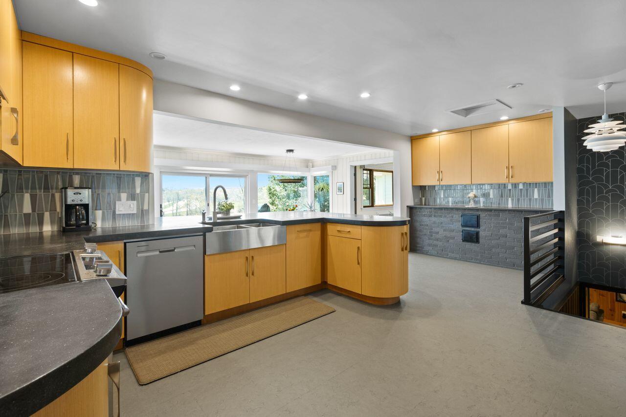 69 Brookside Road