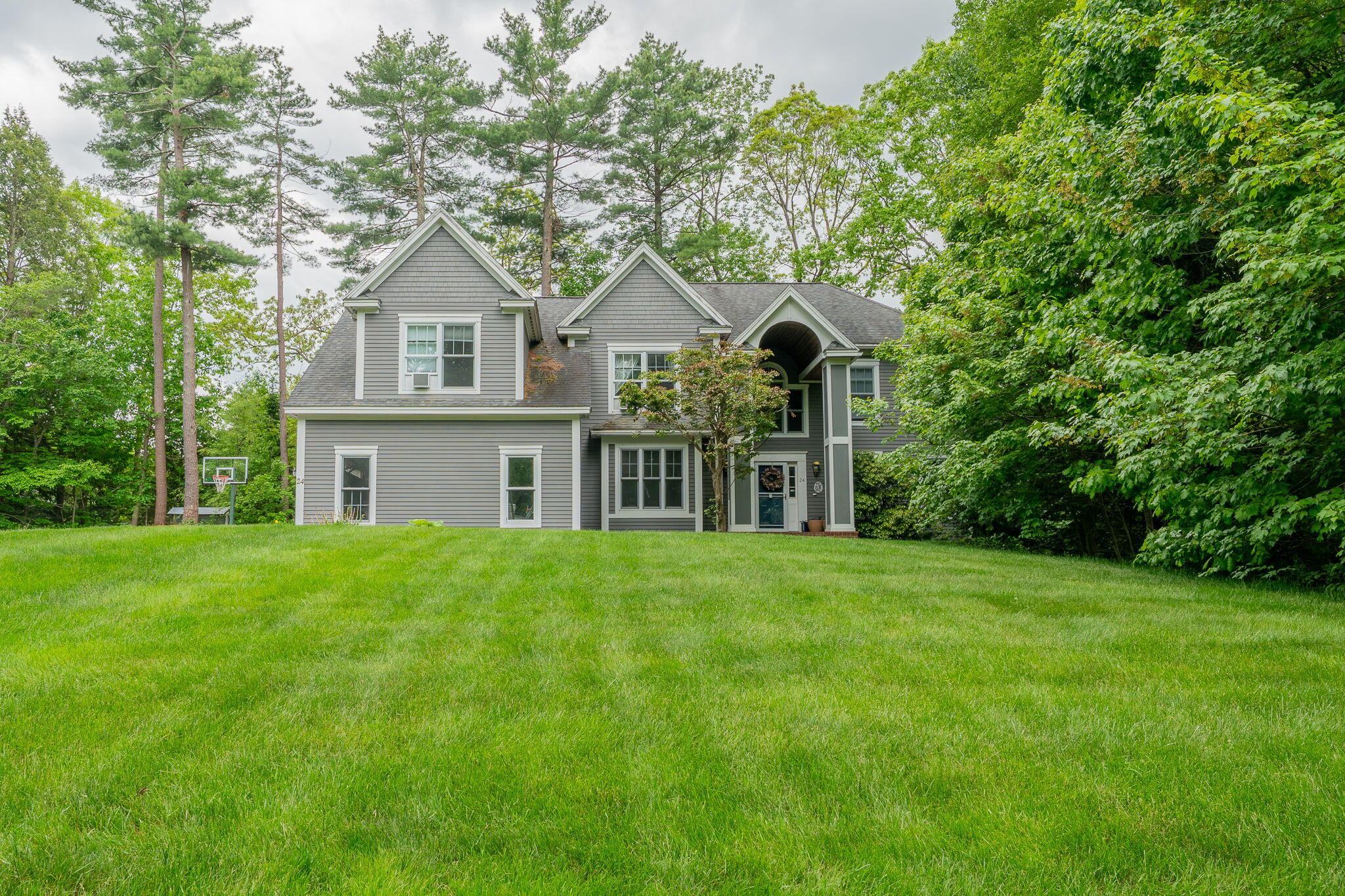 24 Surrey Lane