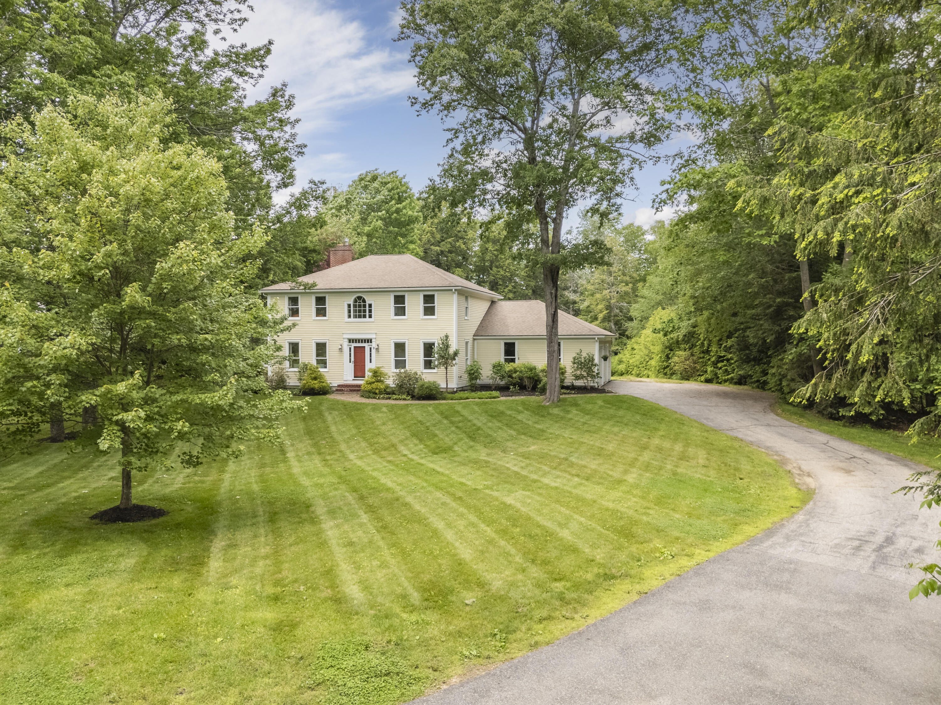 9 Hemlock Drive
