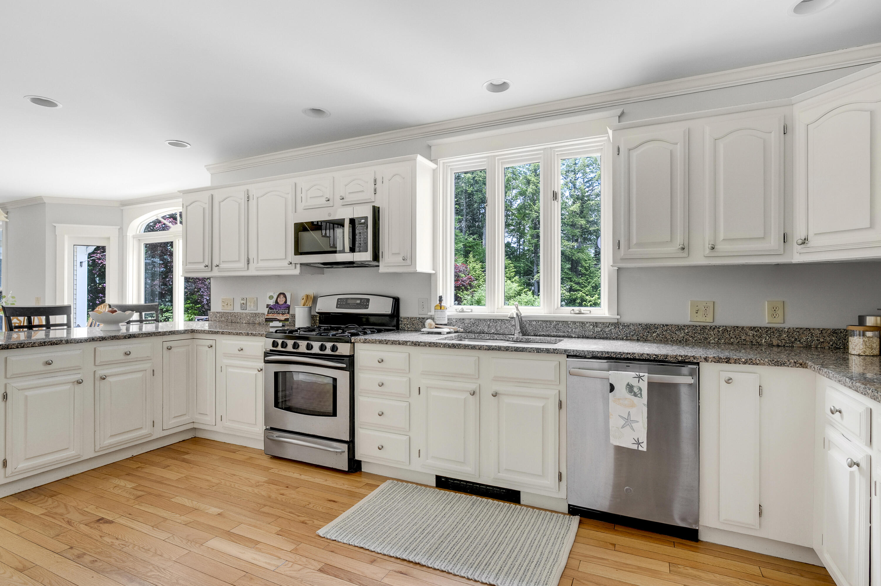 9 Hemlock Drive