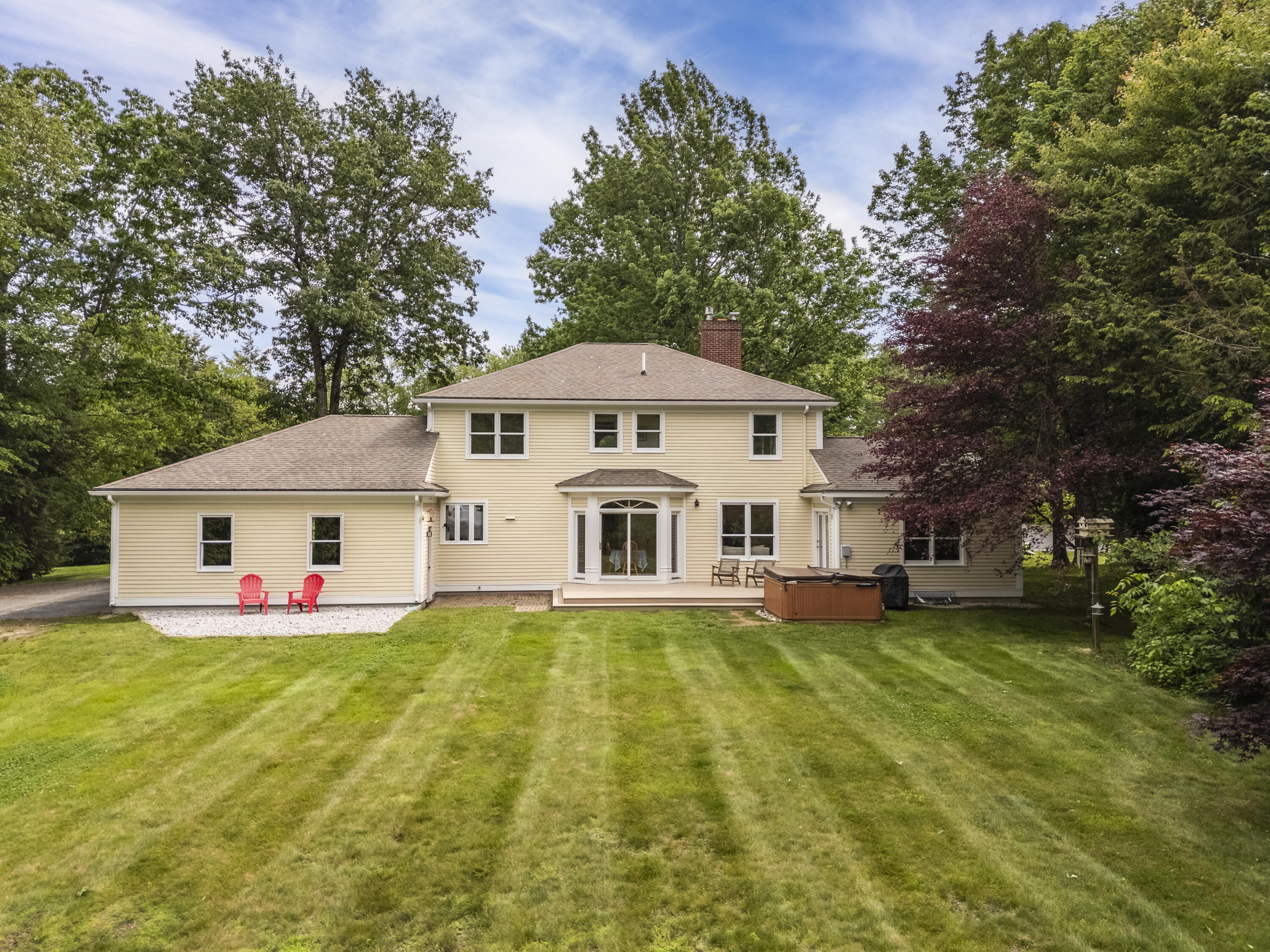 9 Hemlock Drive