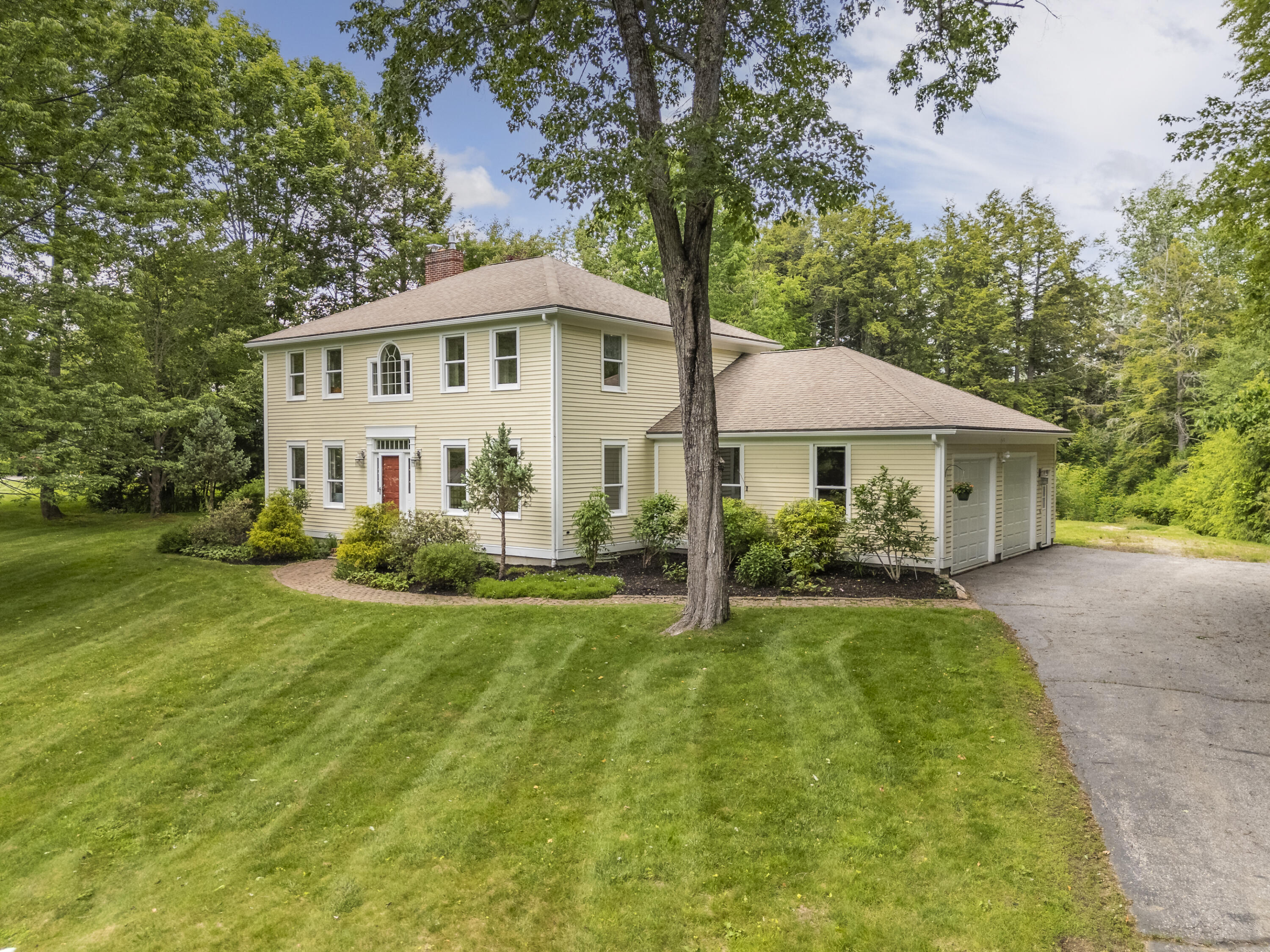 9 Hemlock Drive