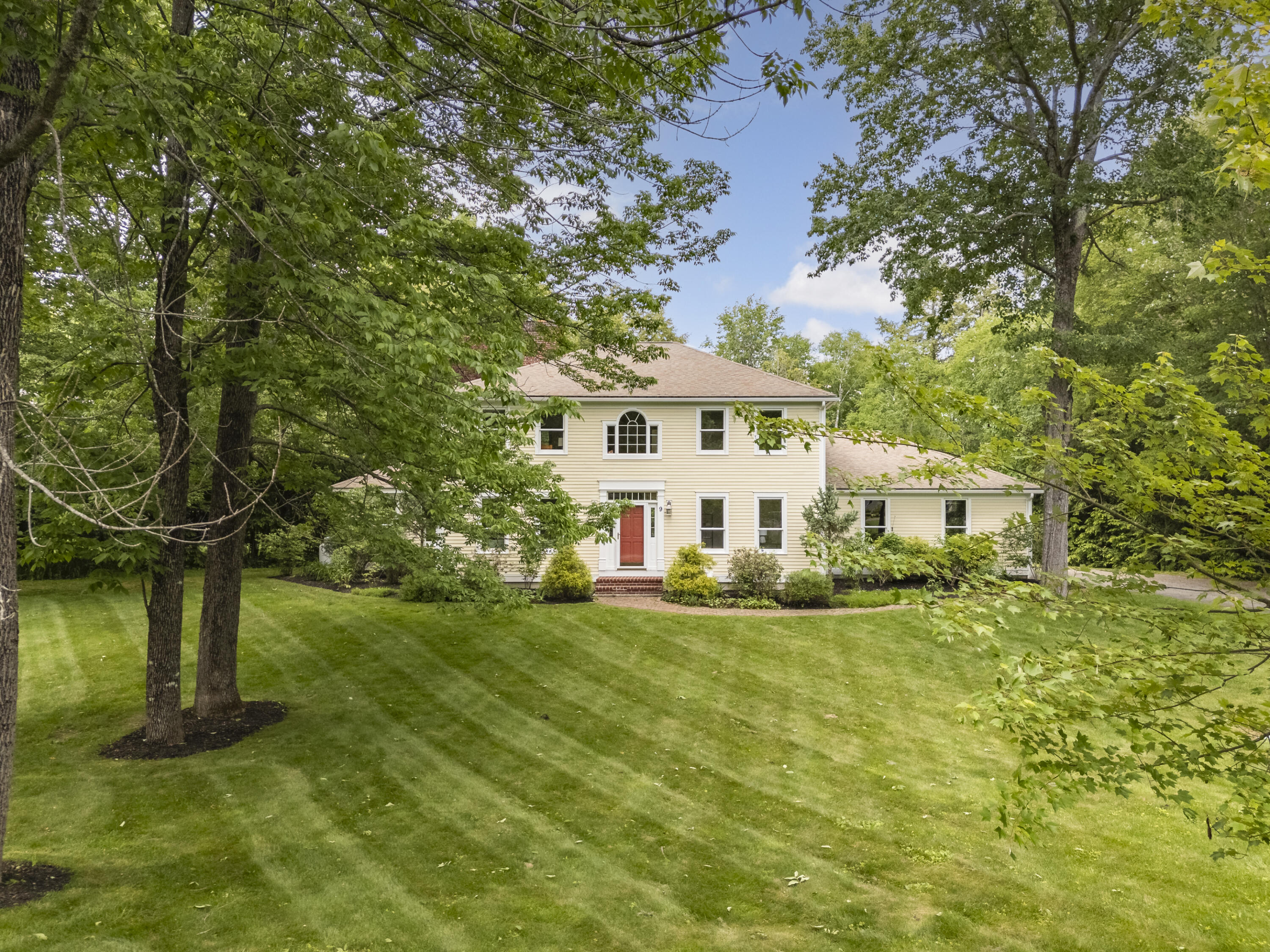 9 Hemlock Drive