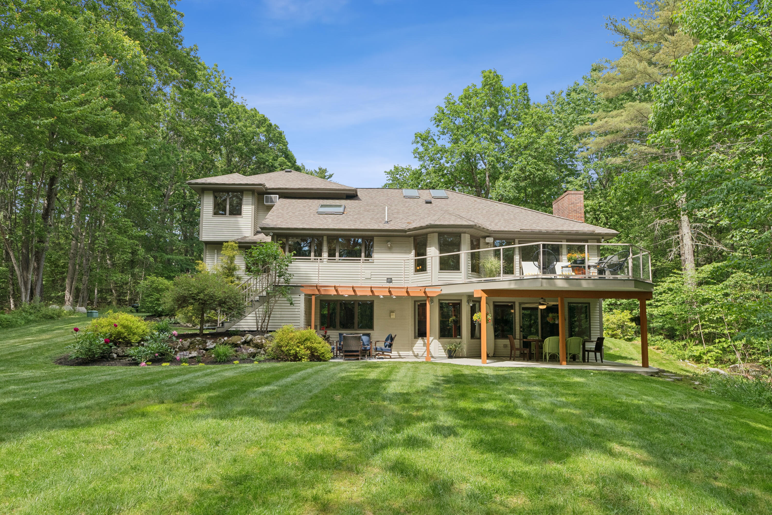 18 Woldbrook Drive