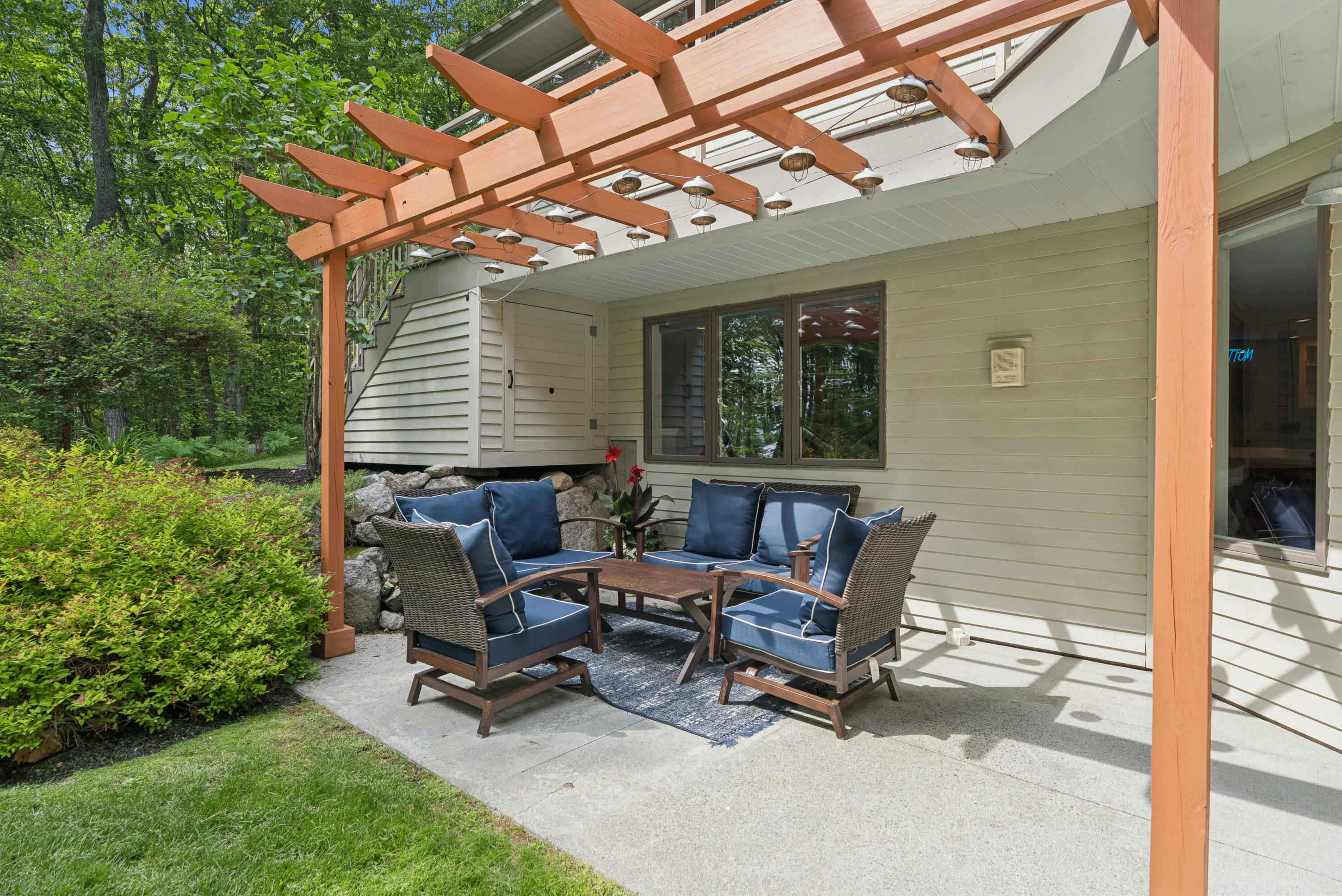 18 Woldbrook Drive