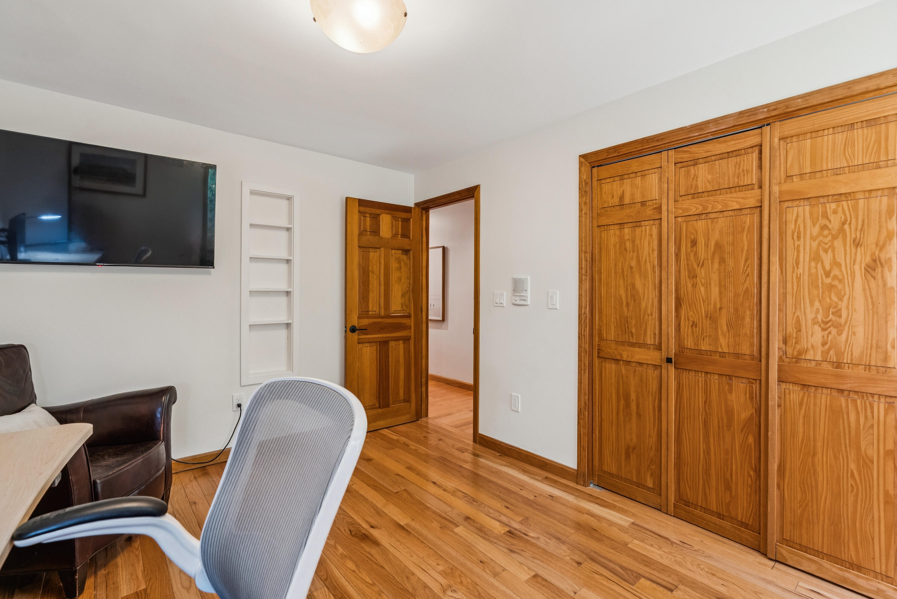 18 Woldbrook Drive
