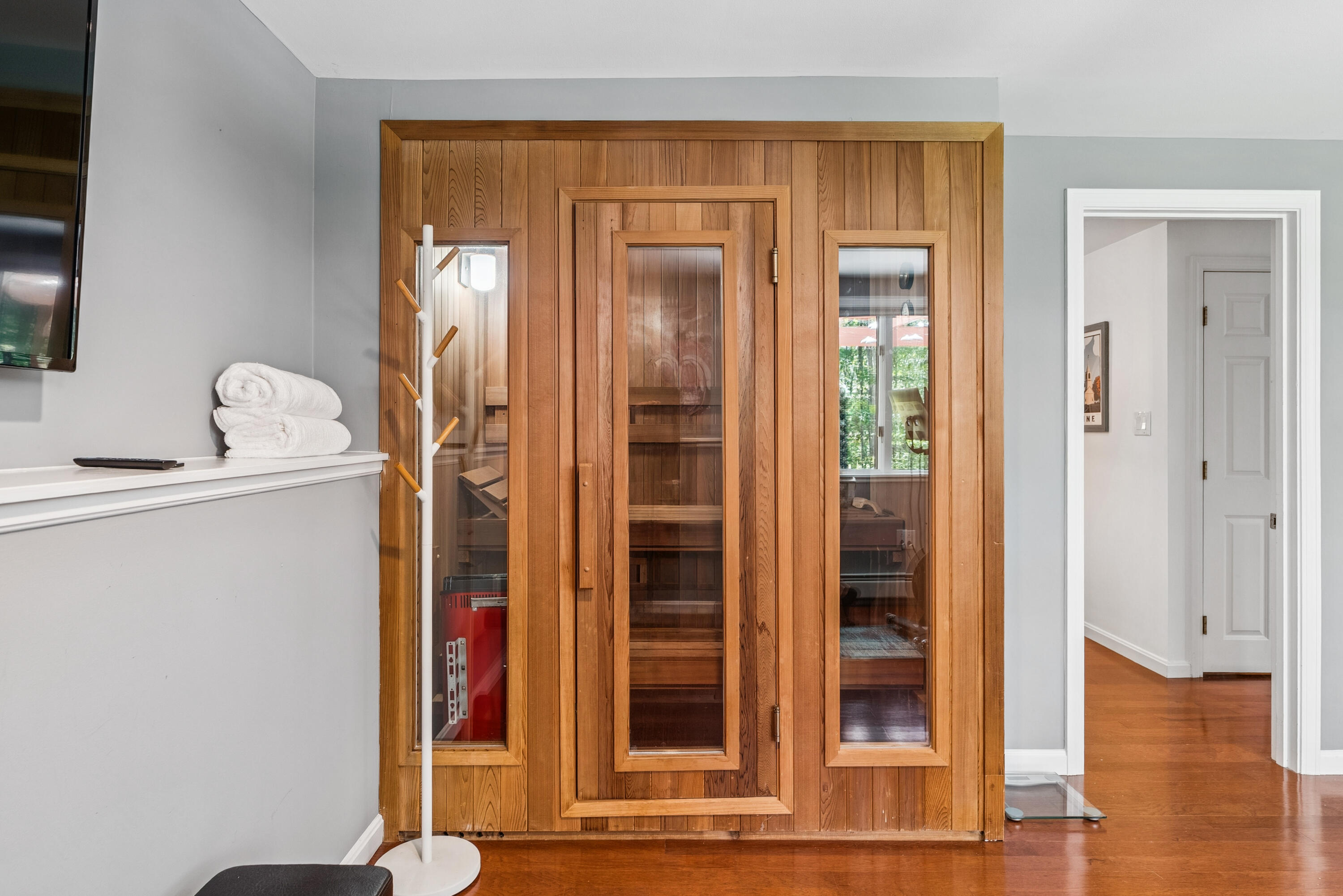 18 Woldbrook Drive