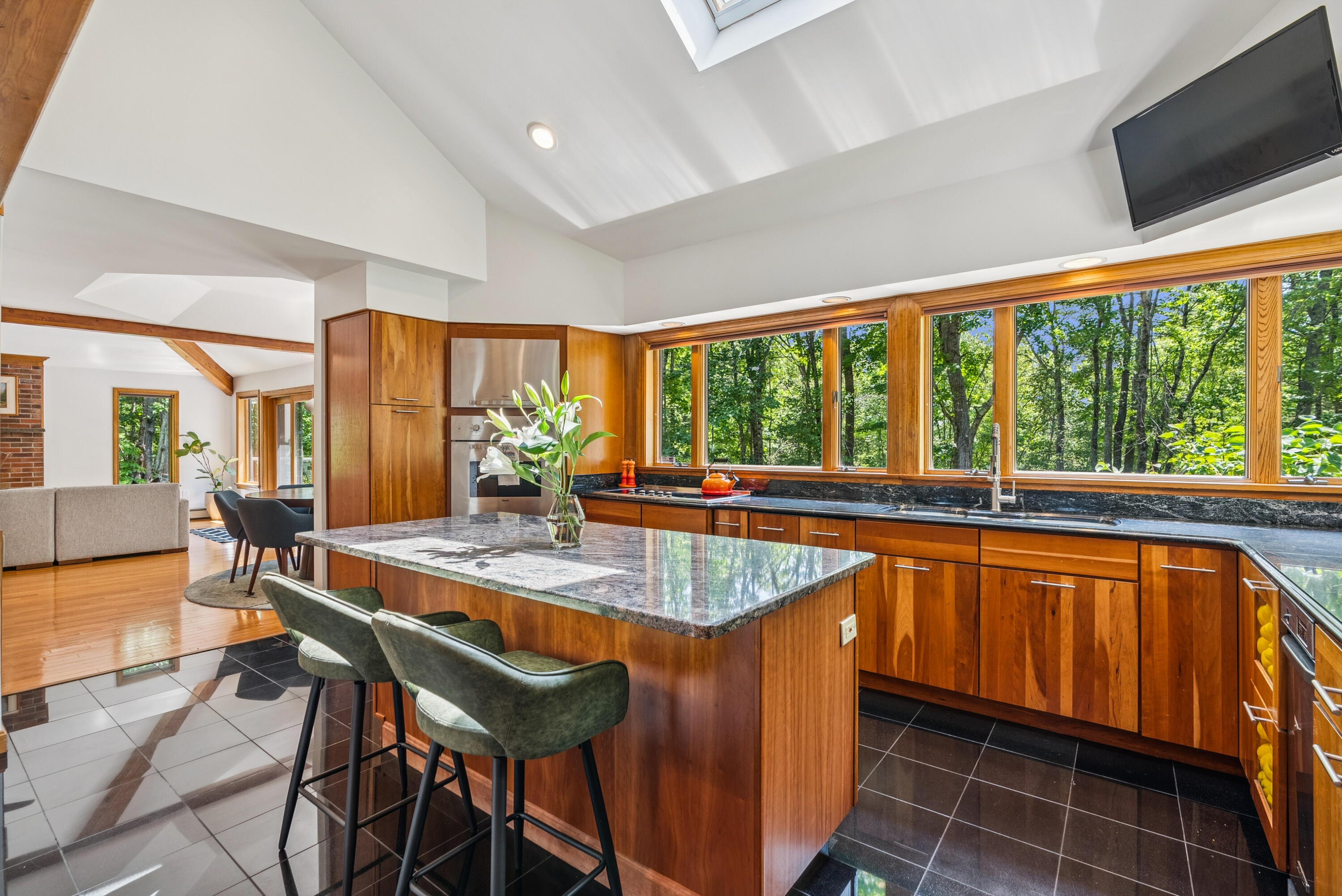 18 Woldbrook Drive