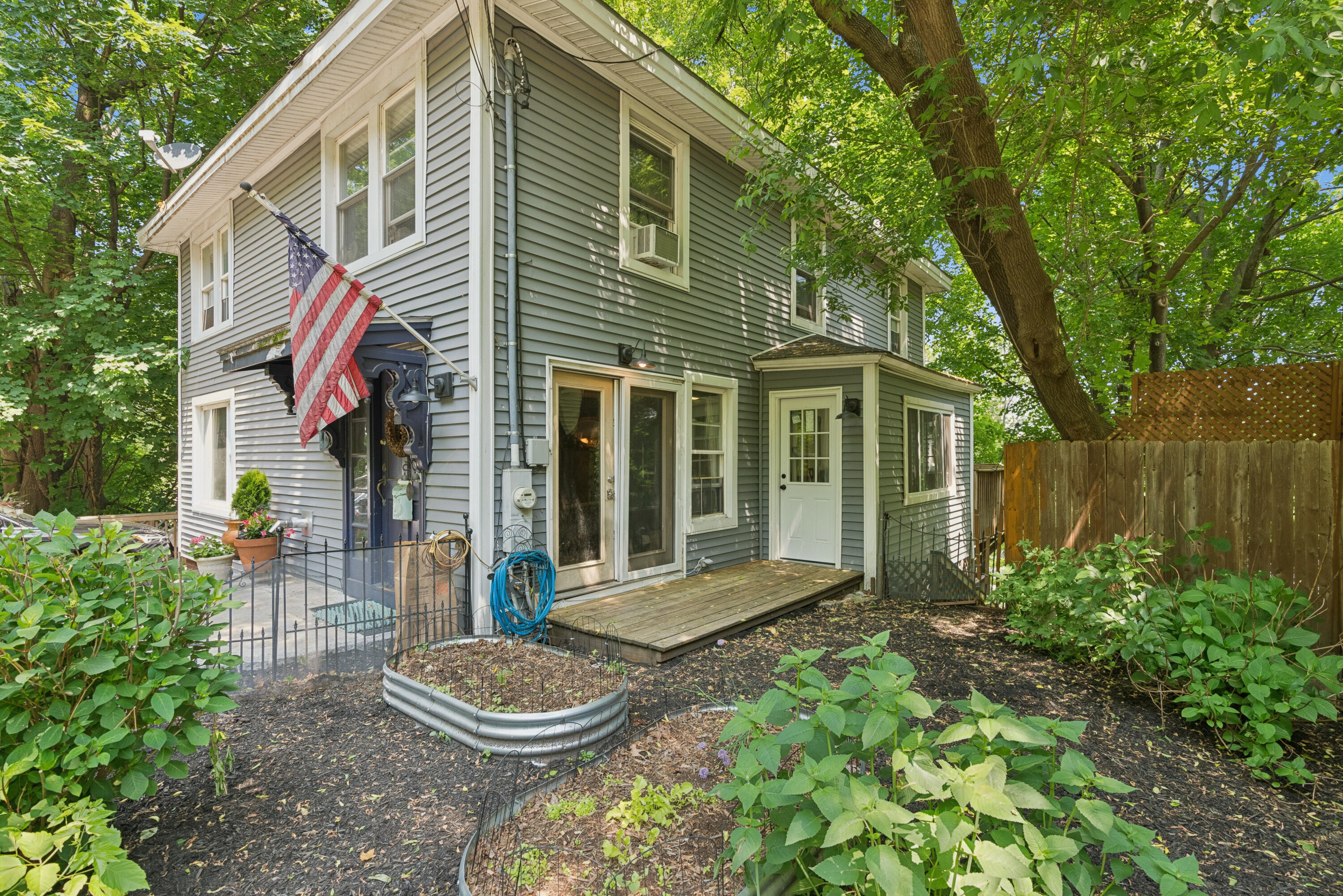 176 Second Street