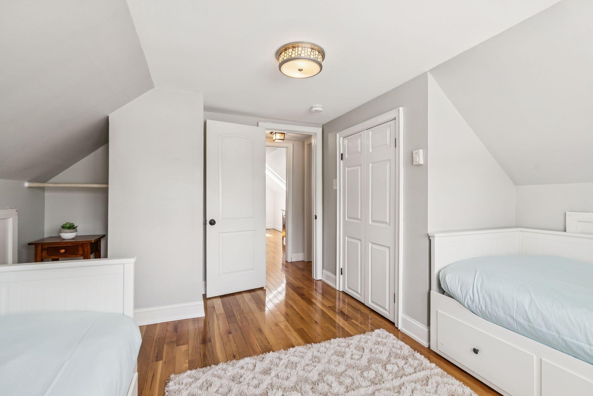 10 Burnell Drive