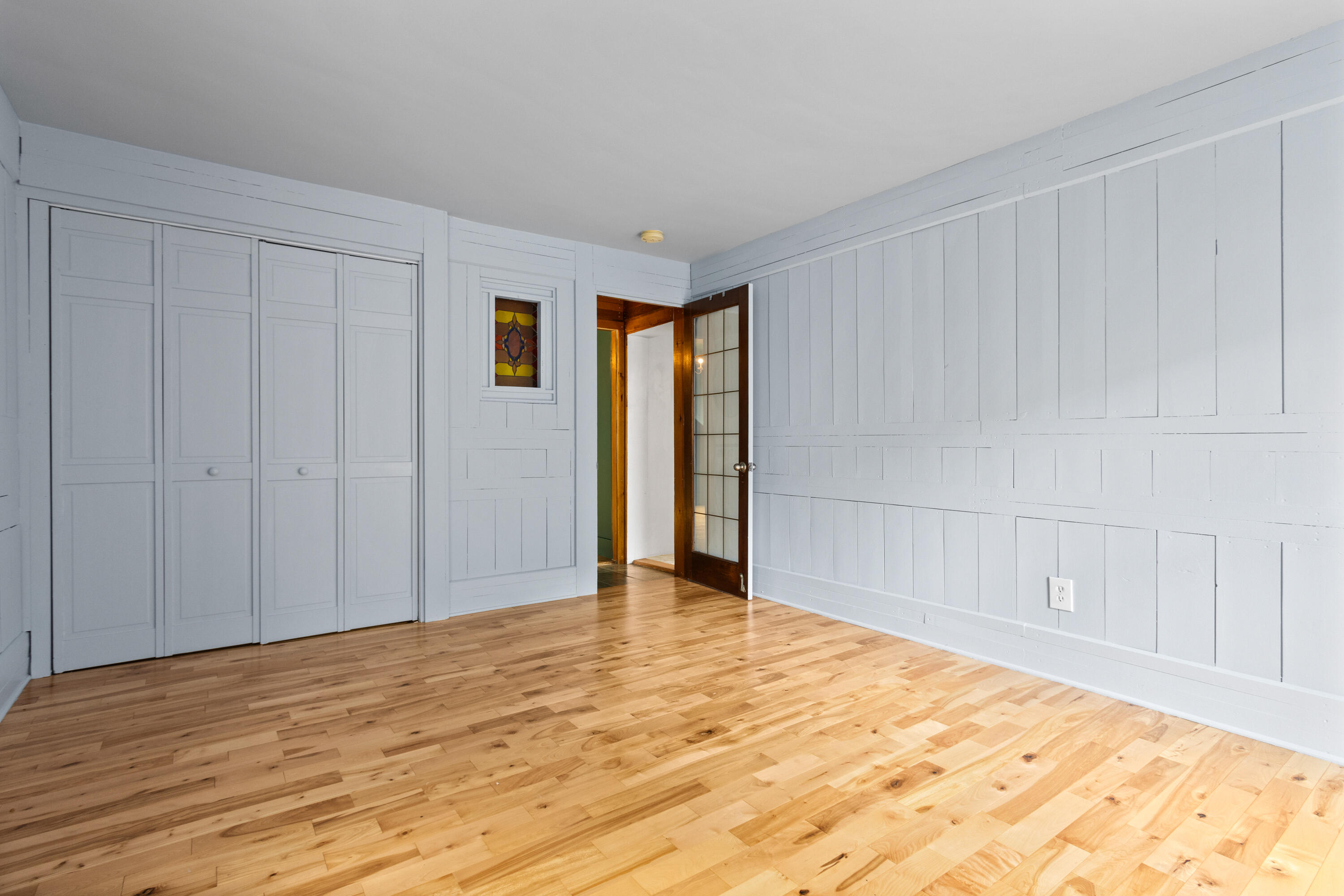 15 Deering Avenue, 3