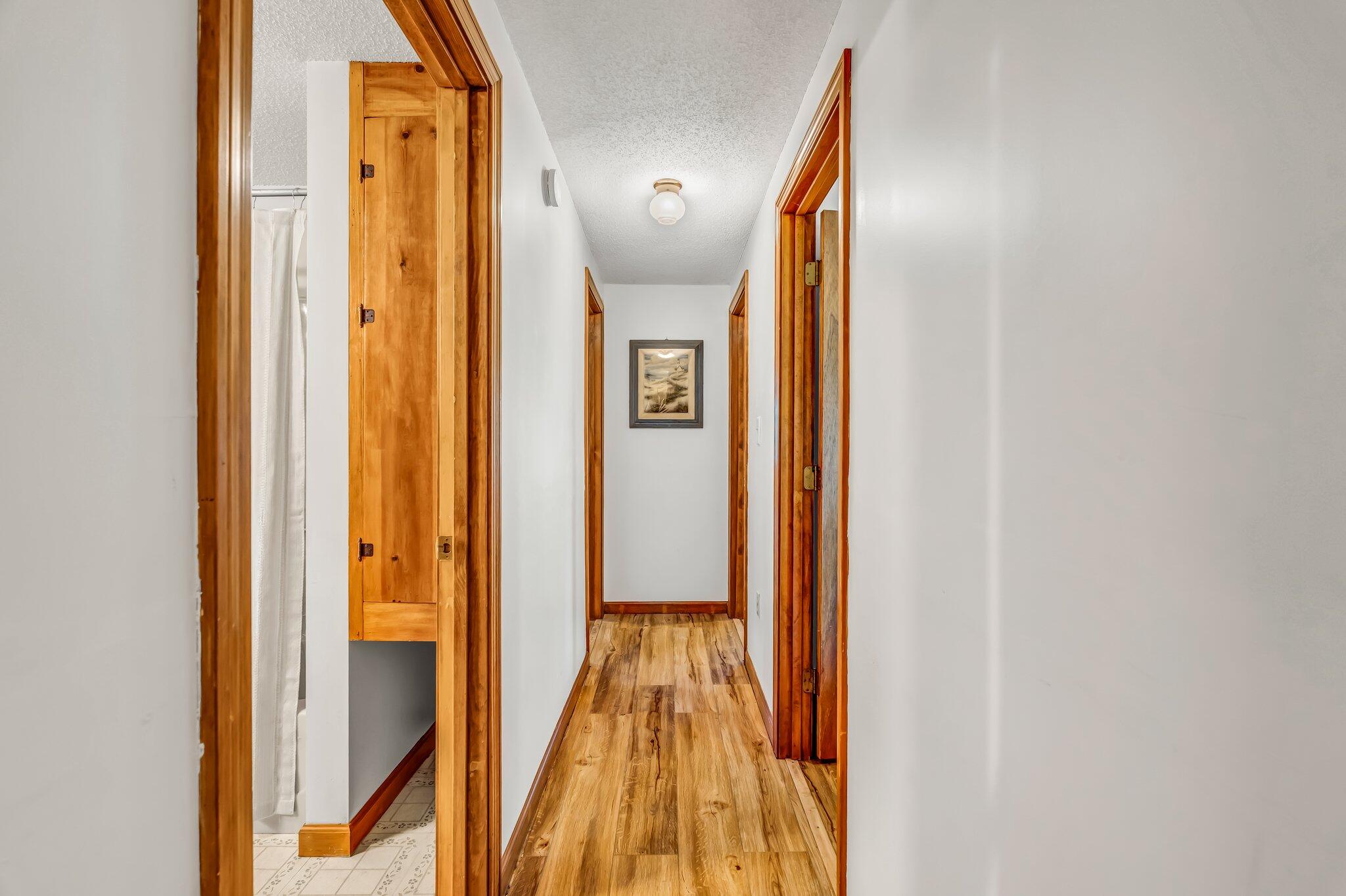 15 W Orchard Lane