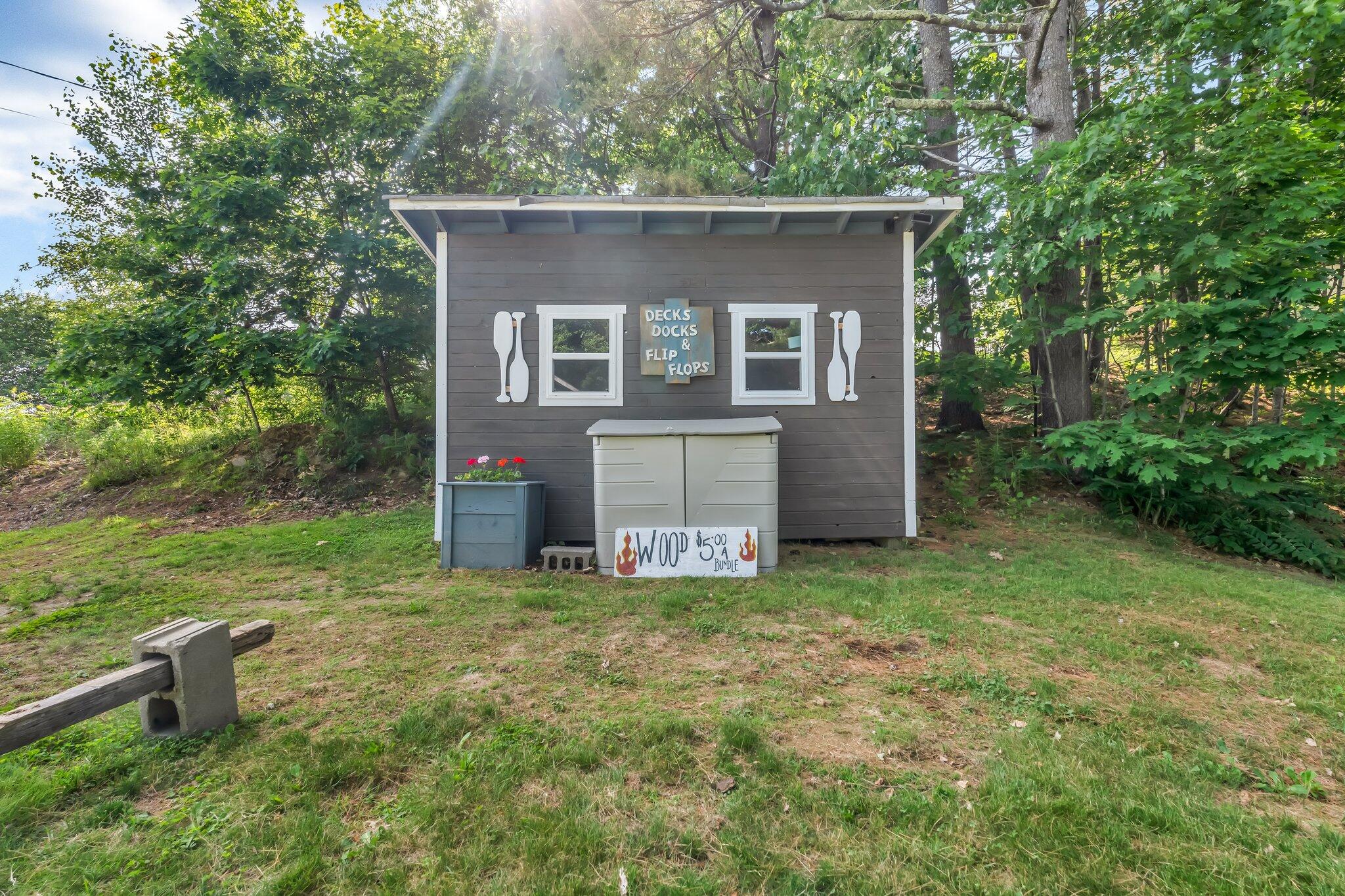 15 W Orchard Lane