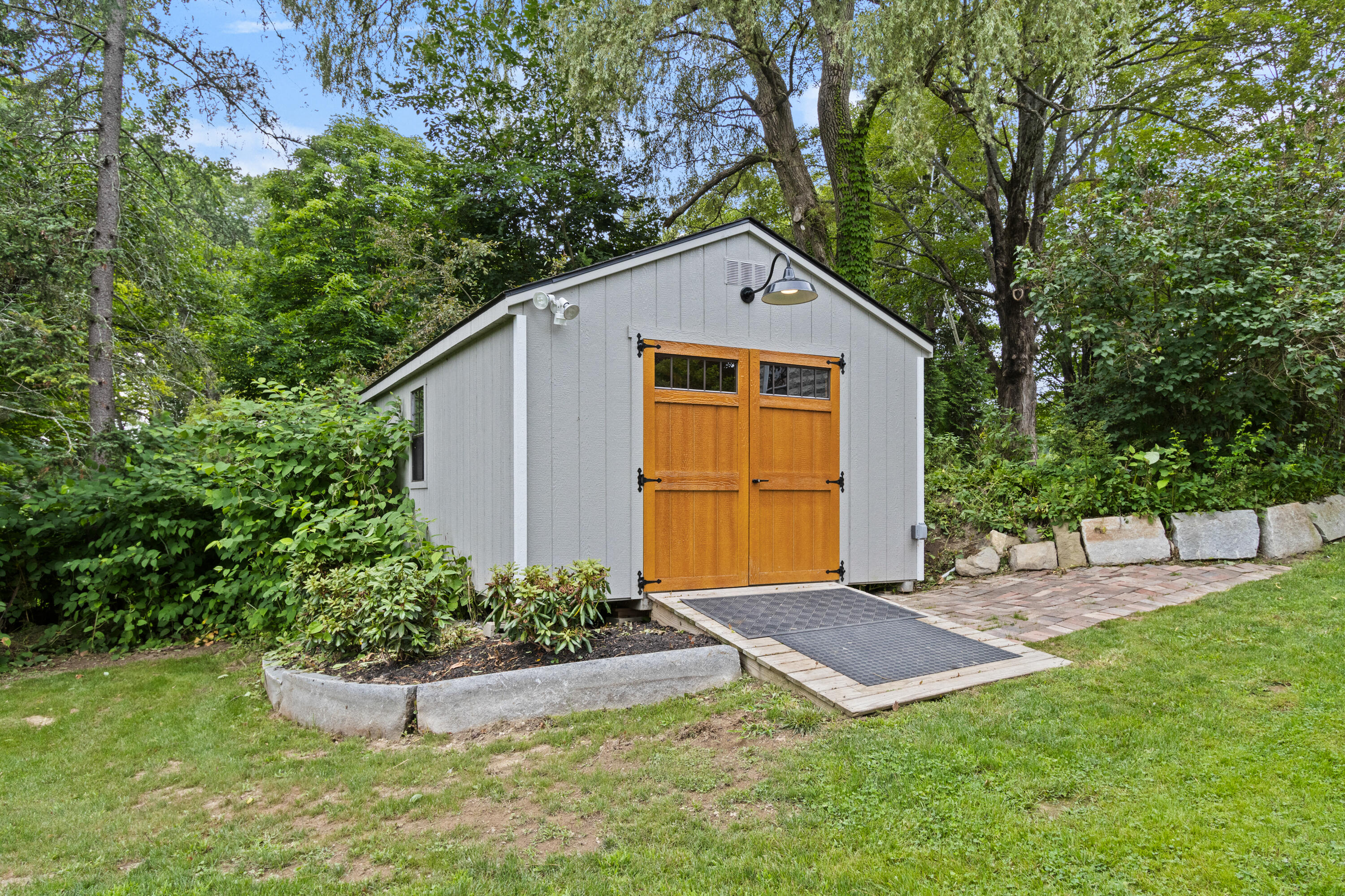 9 Winn Road