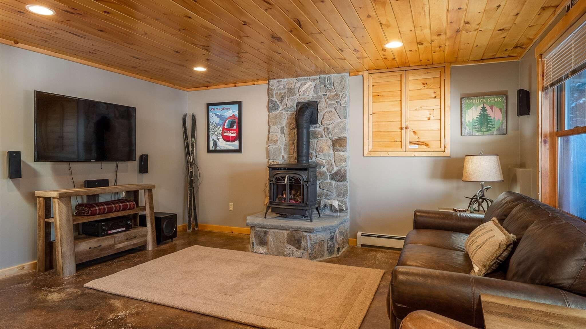 46 English Woods Road
