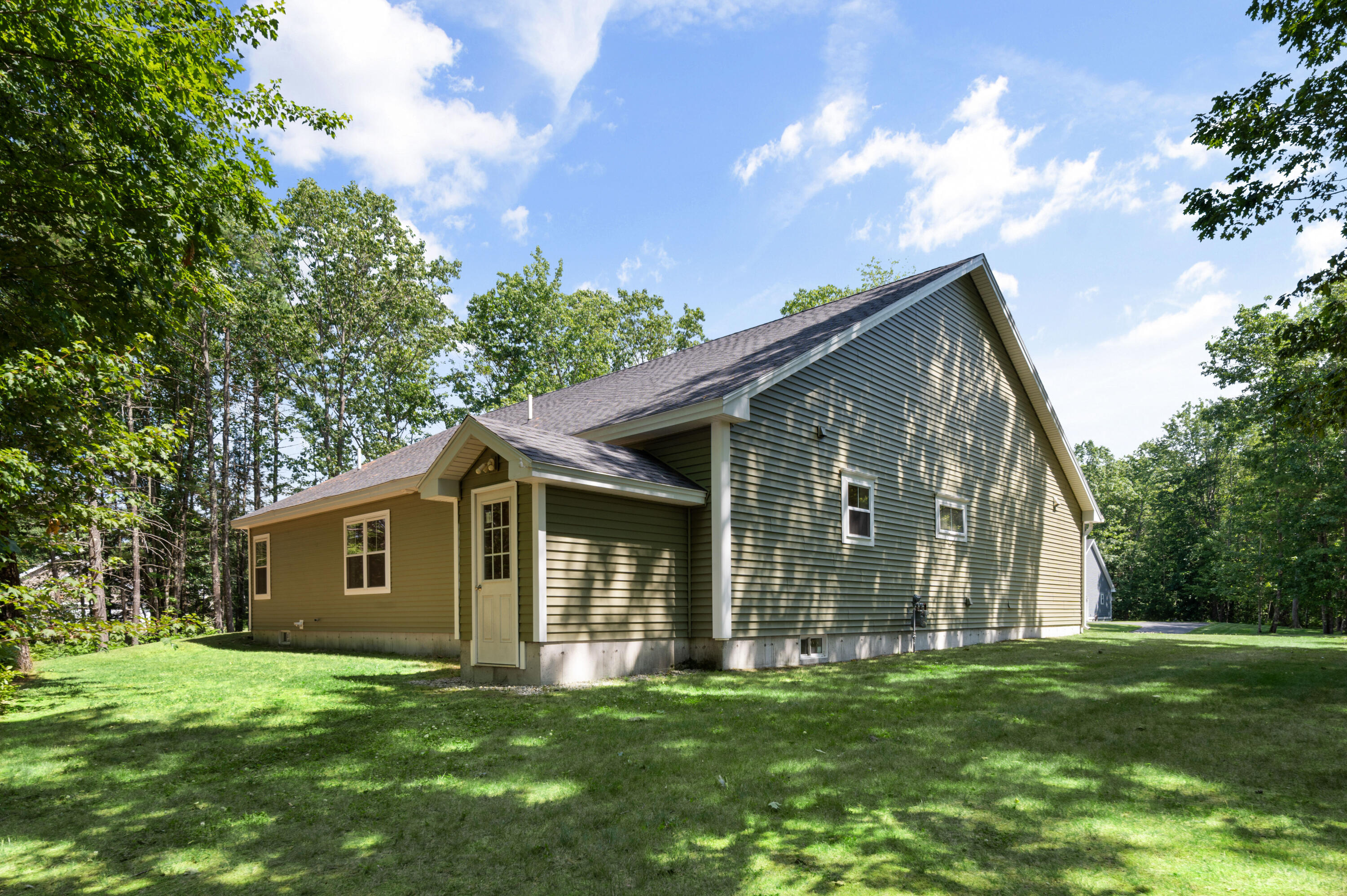 7 King Phillip Drive