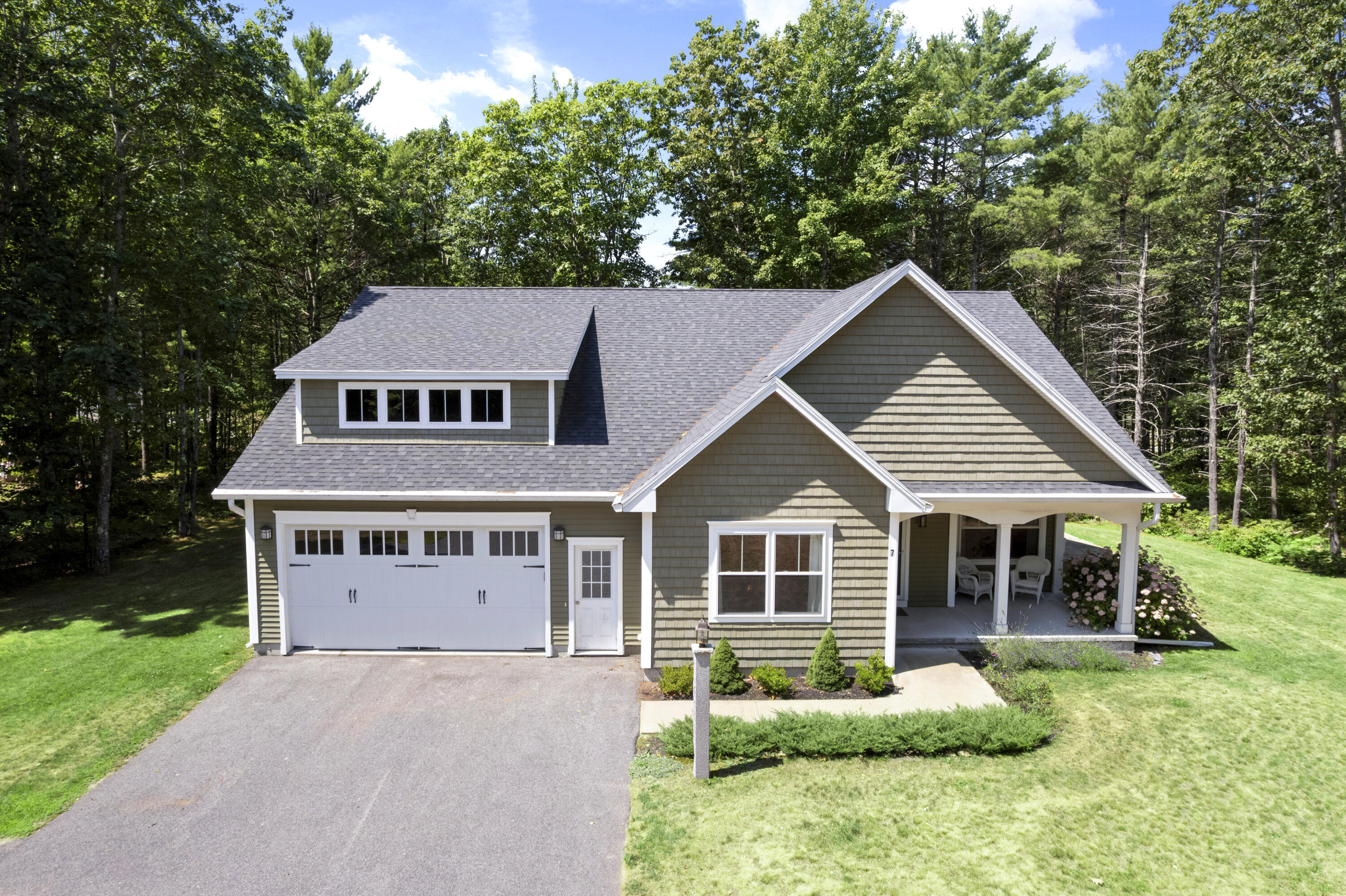 7 King Phillip Drive