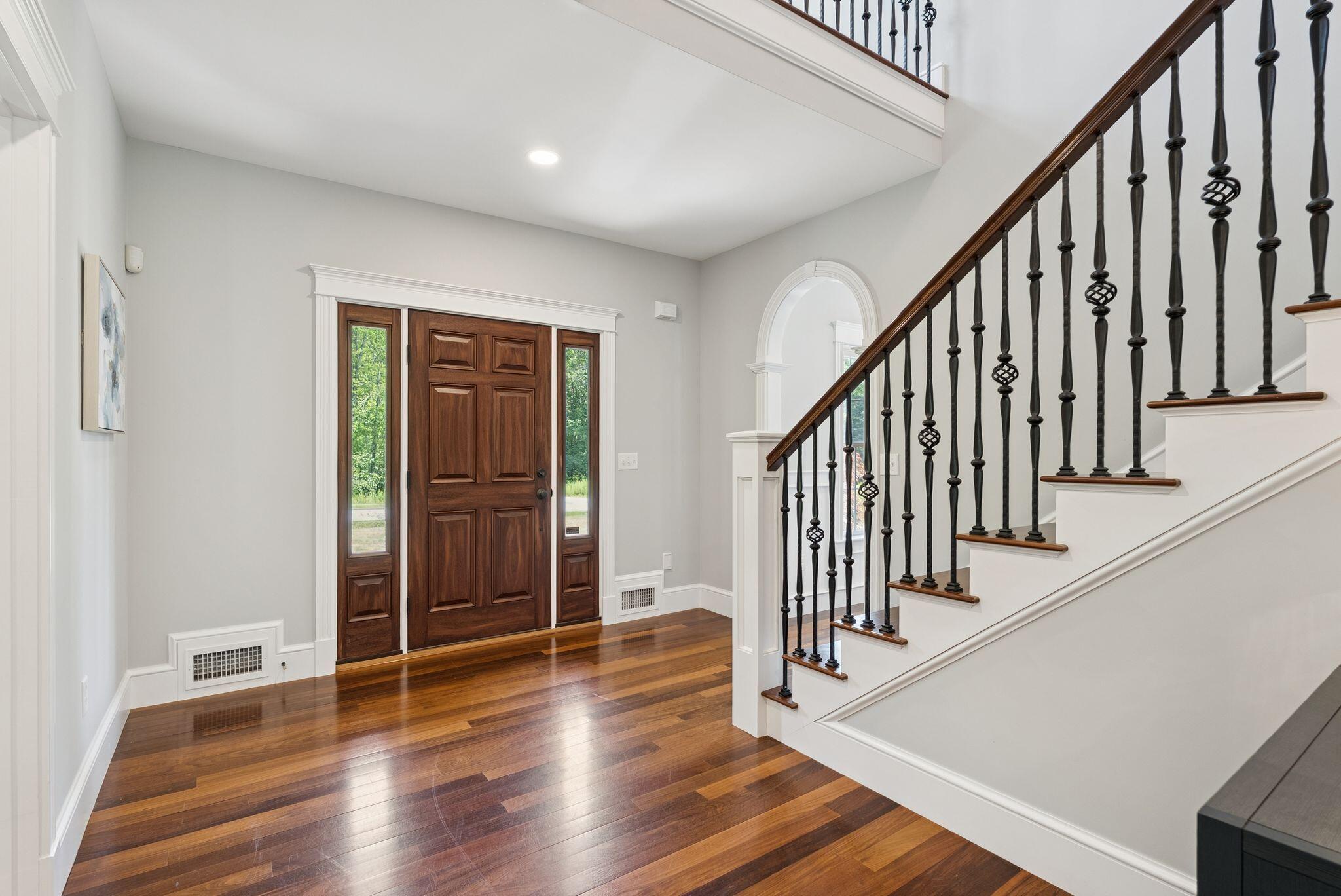 35 Paddock Way