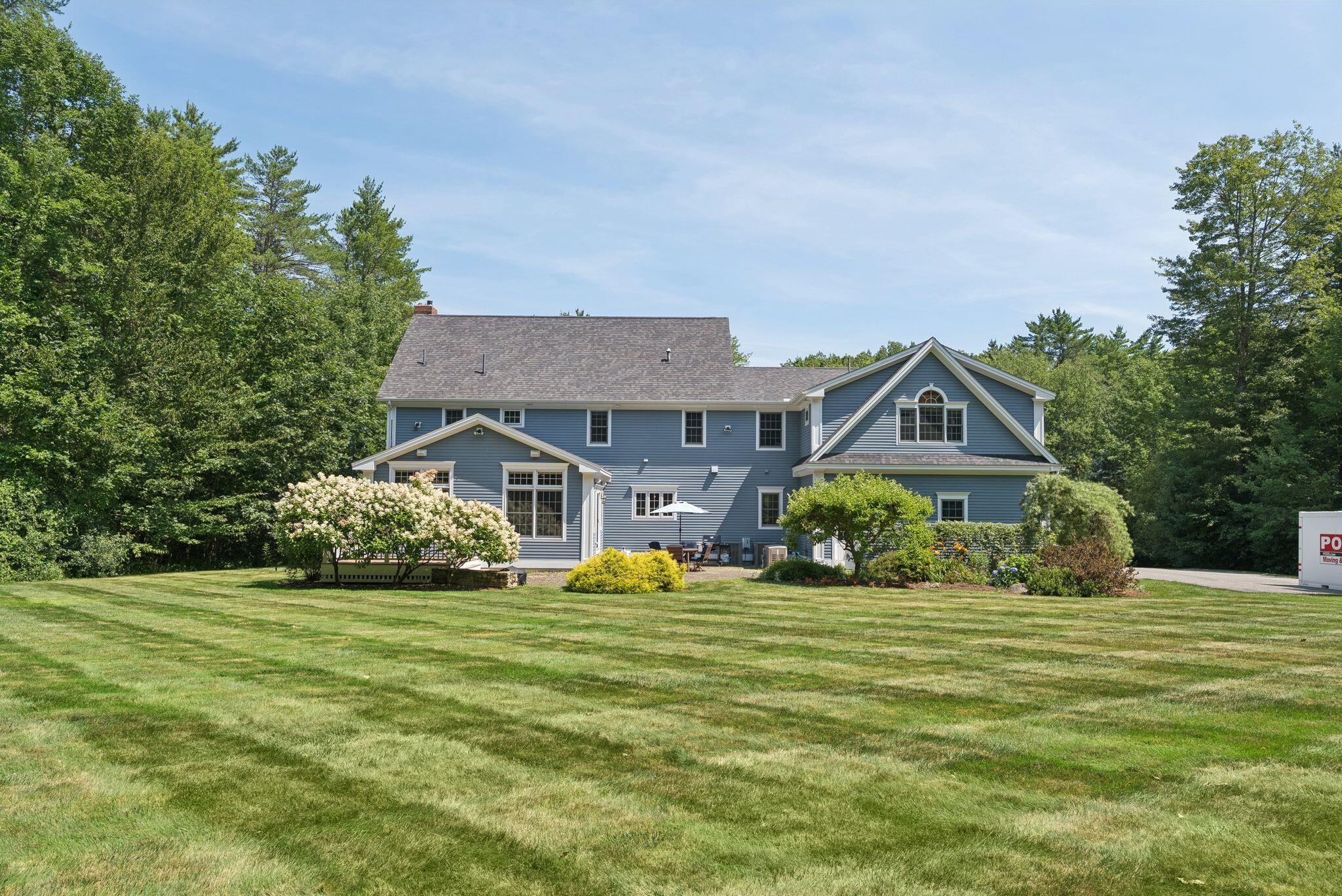 35 Paddock Way