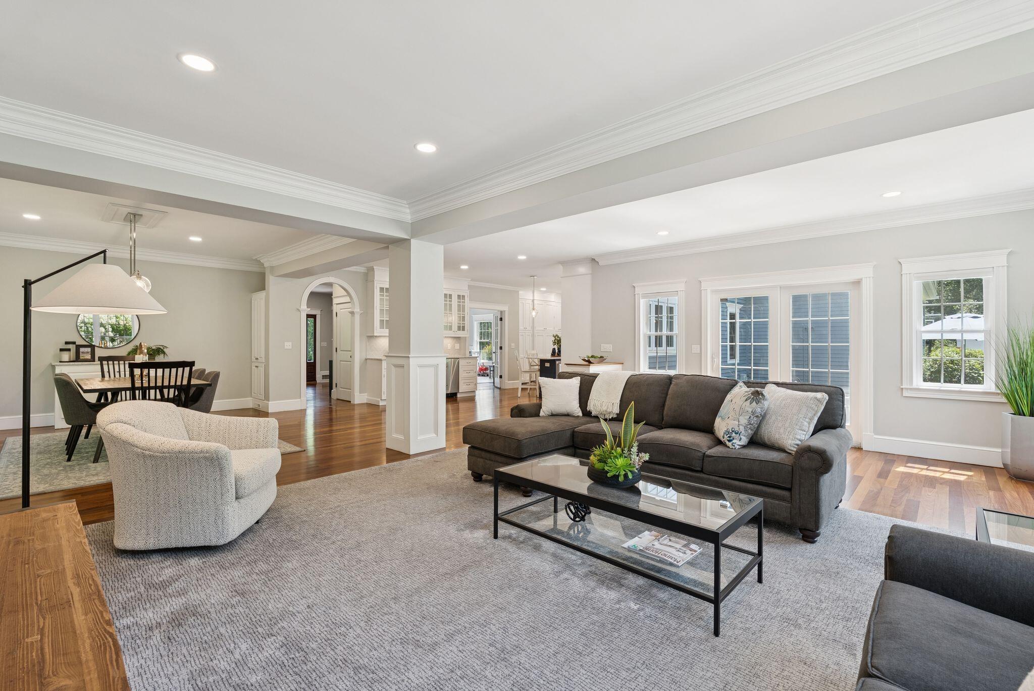 35 Paddock Way