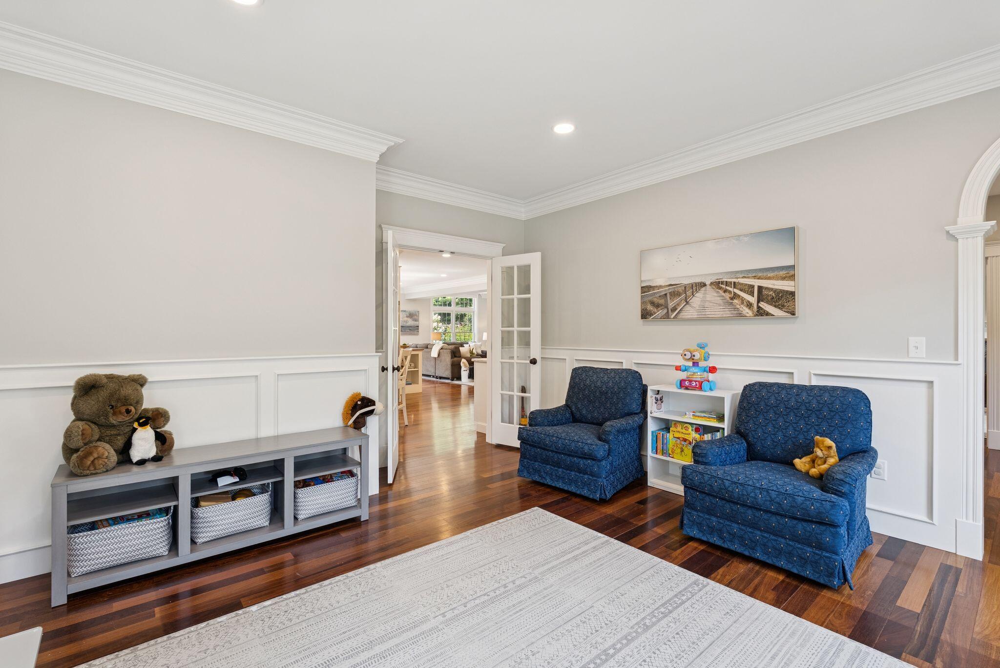 35 Paddock Way