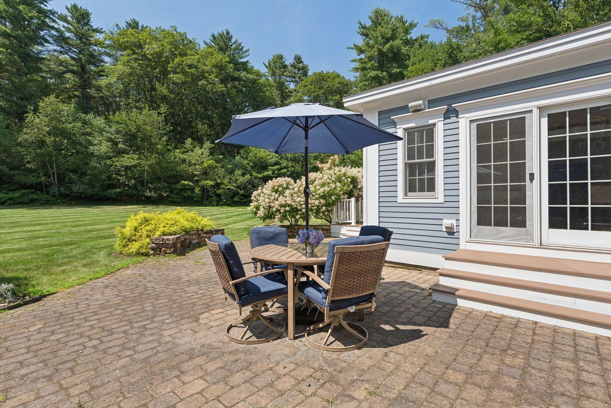 35 Paddock Way