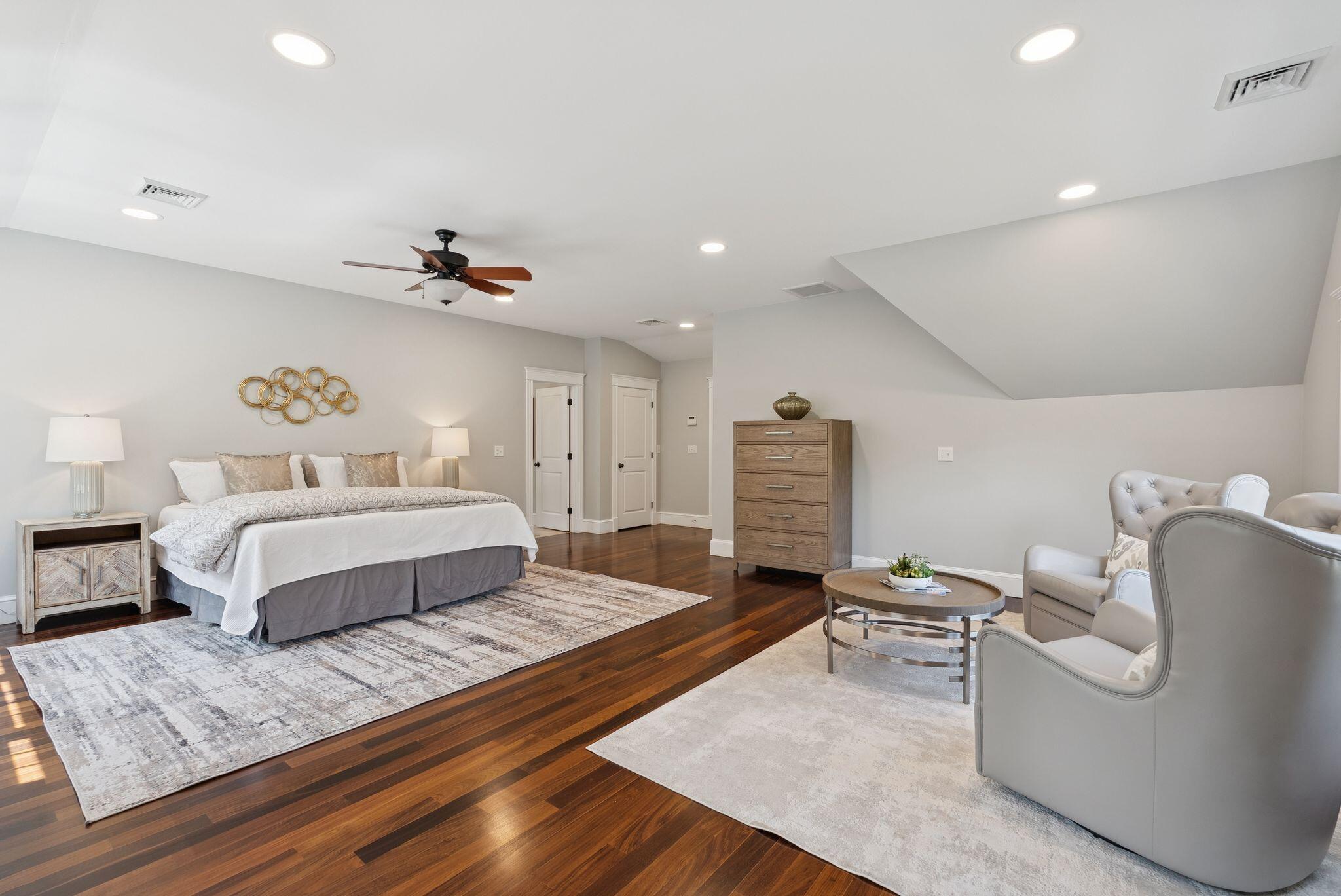 35 Paddock Way