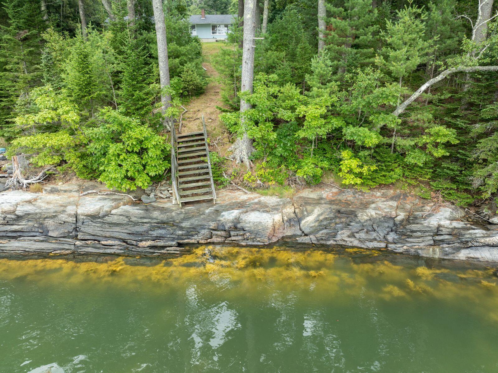 890 Mere Point Road