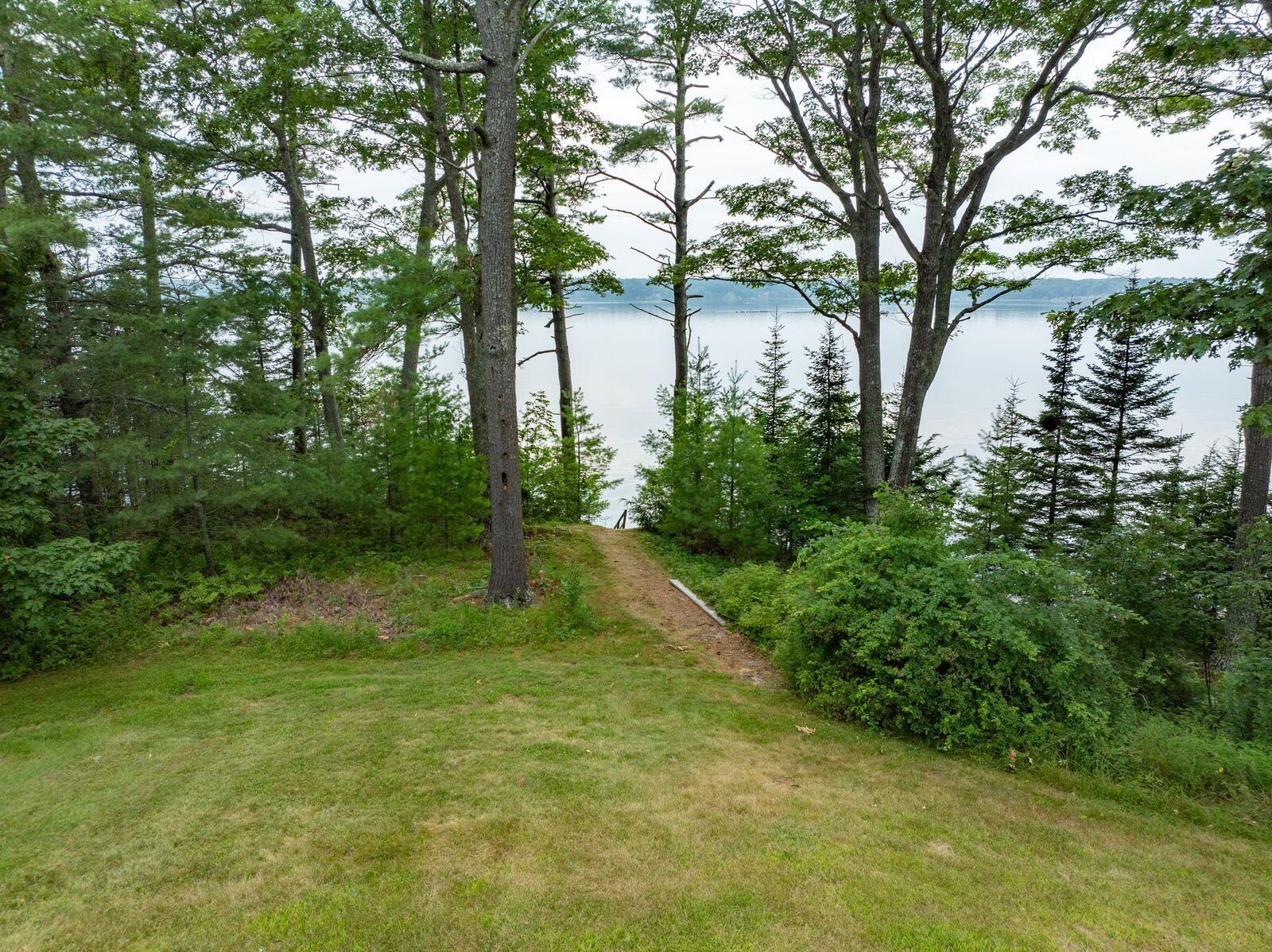 890 Mere Point Road