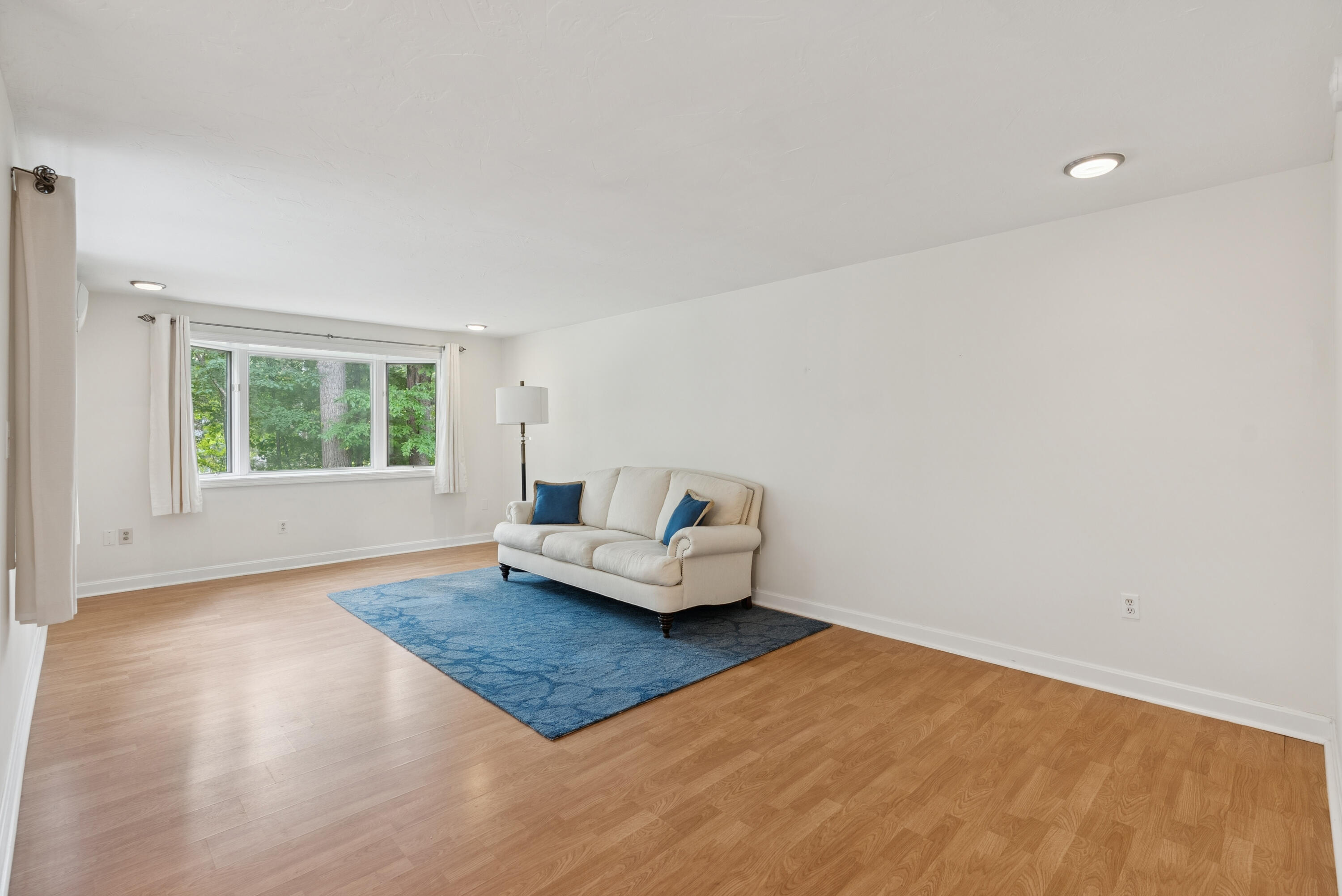 5 Stratton Road, 5