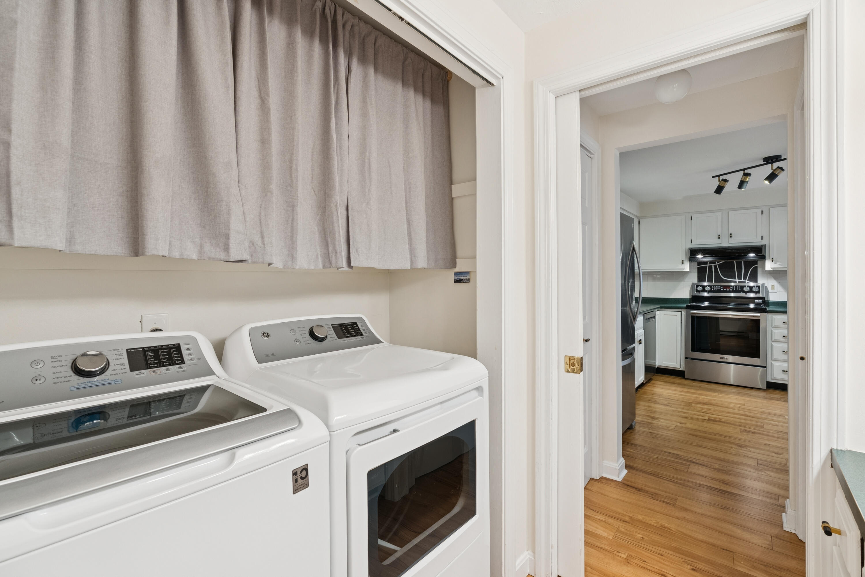 5 Stratton Road, 5