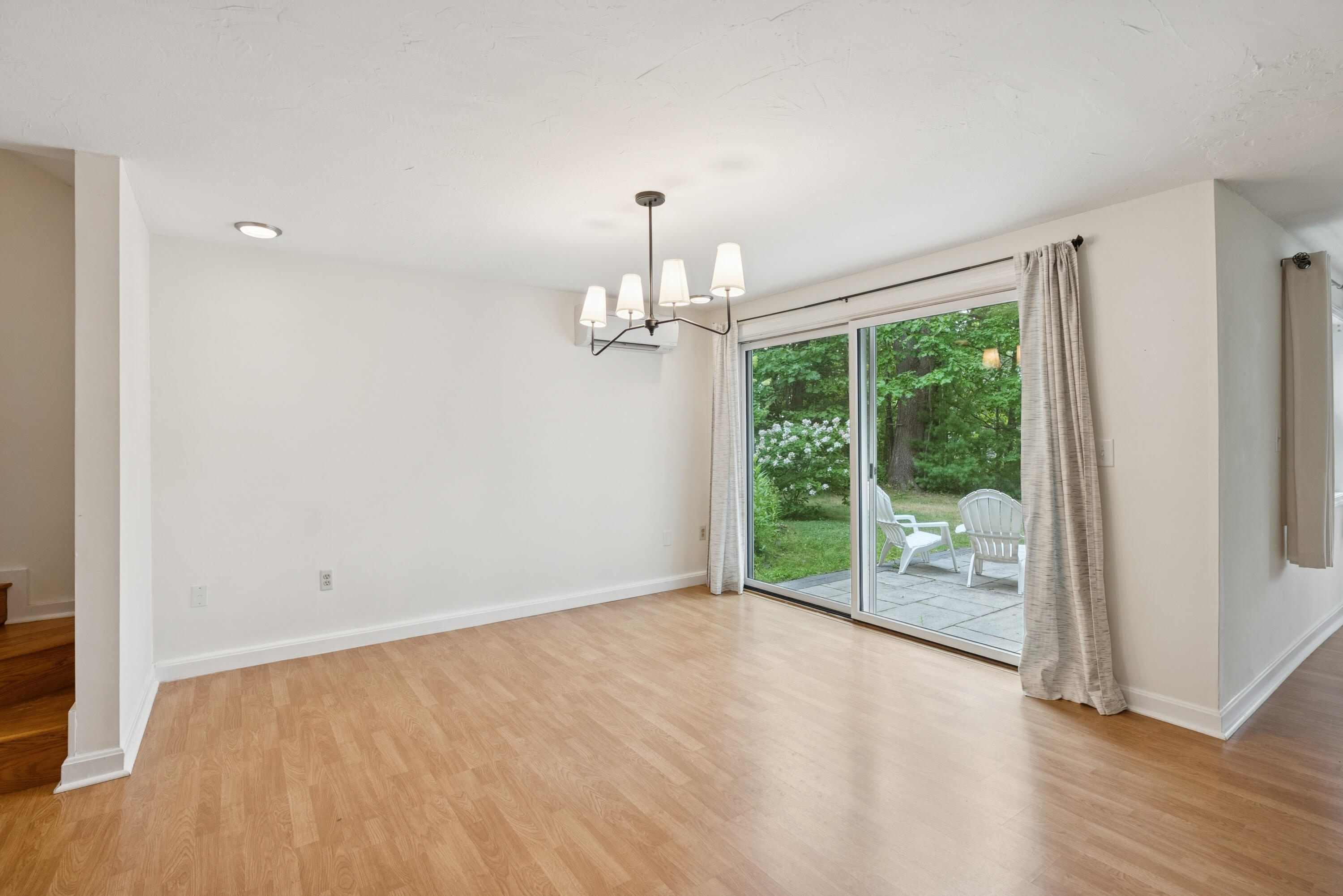 5 Stratton Road, 5