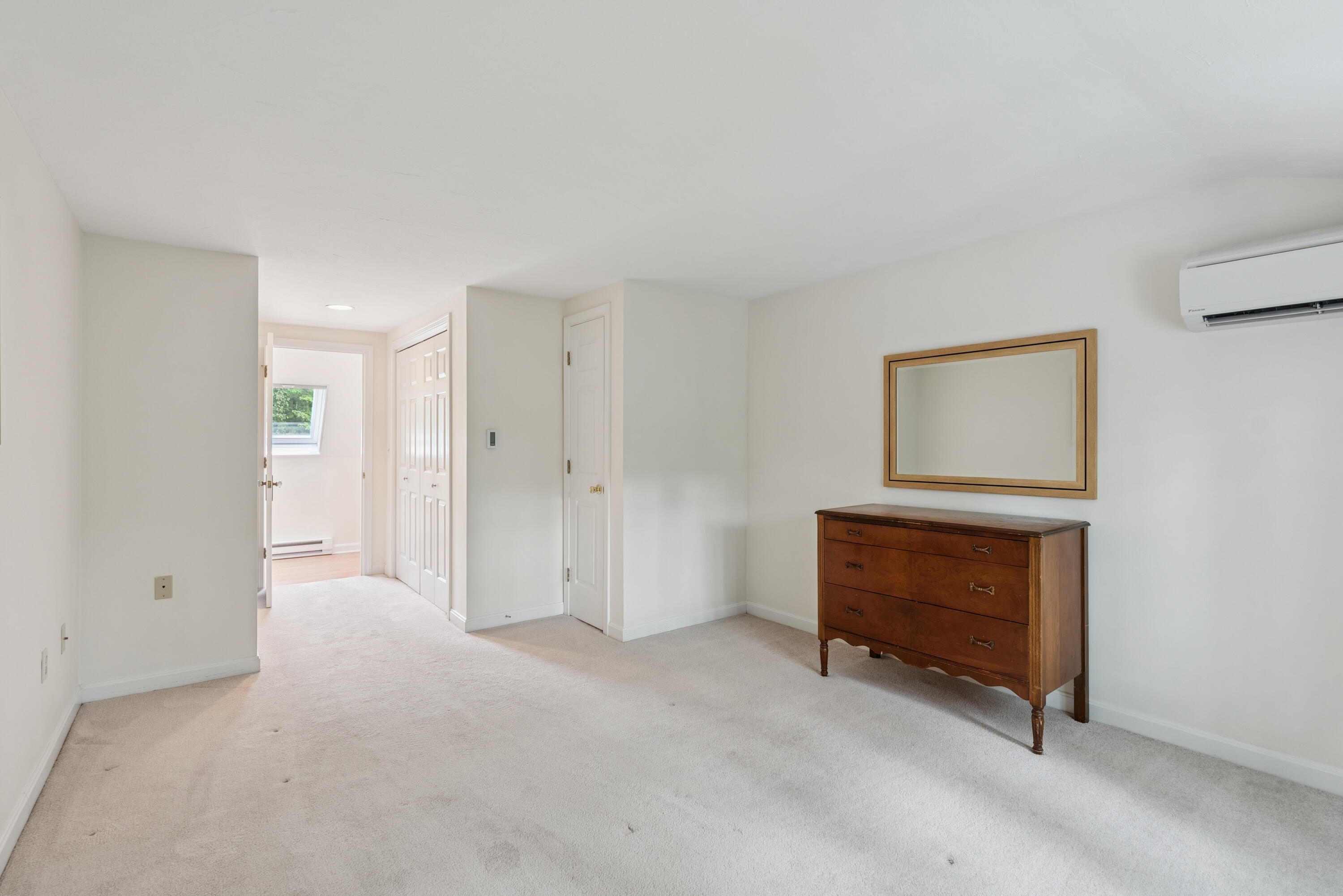 5 Stratton Road, 5