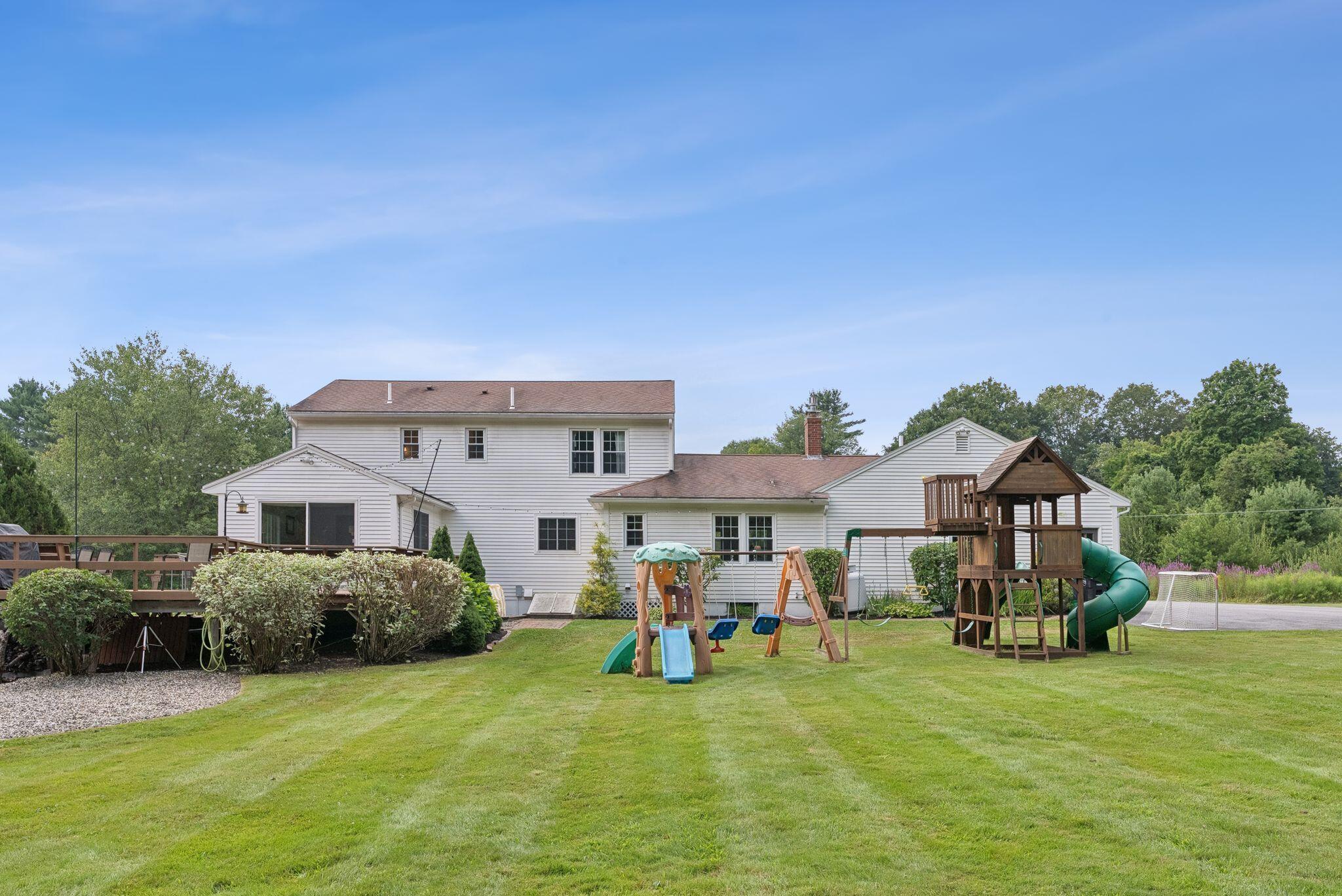 2 Winsome Lea Road