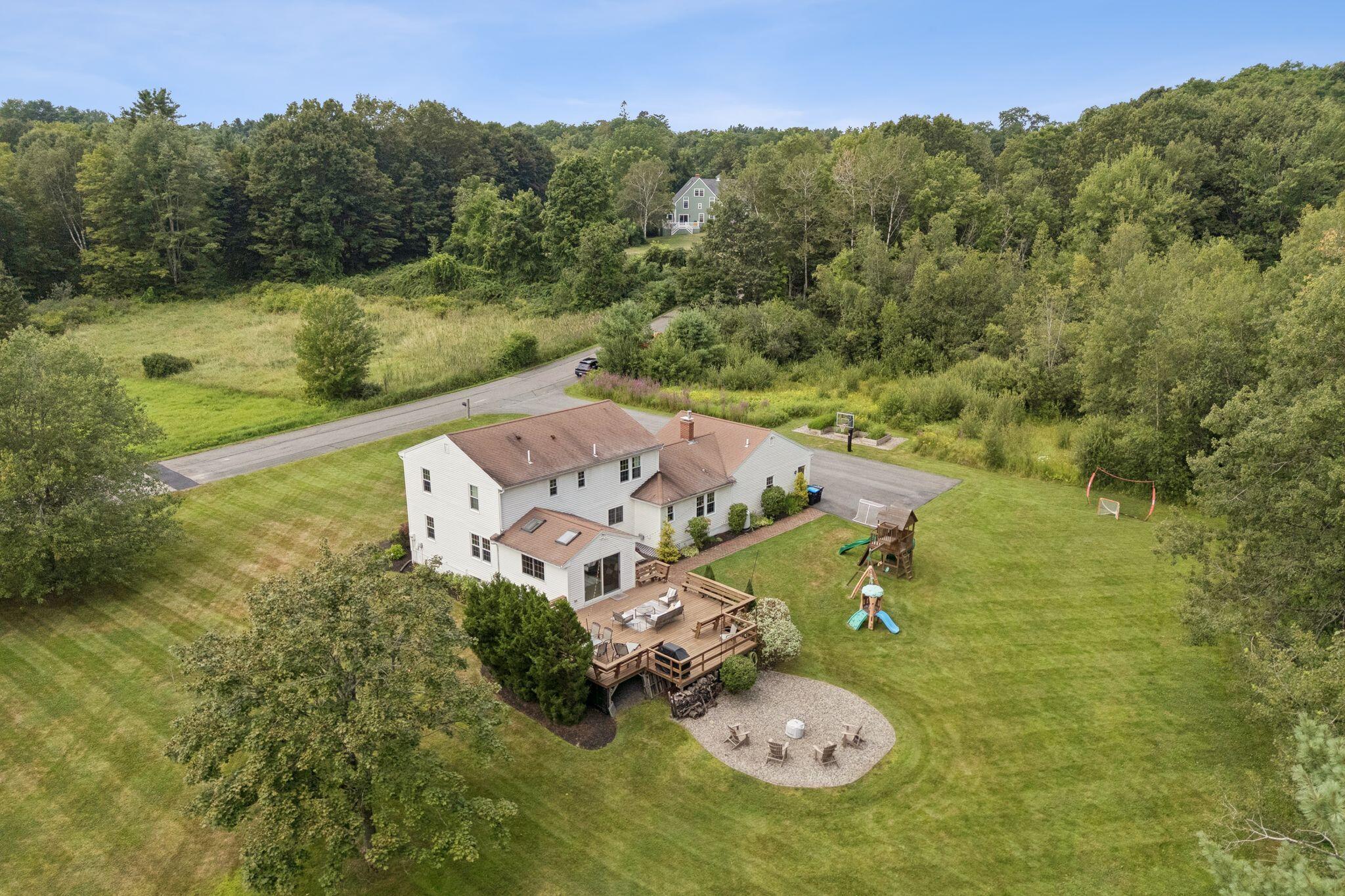 2 Winsome Lea Road