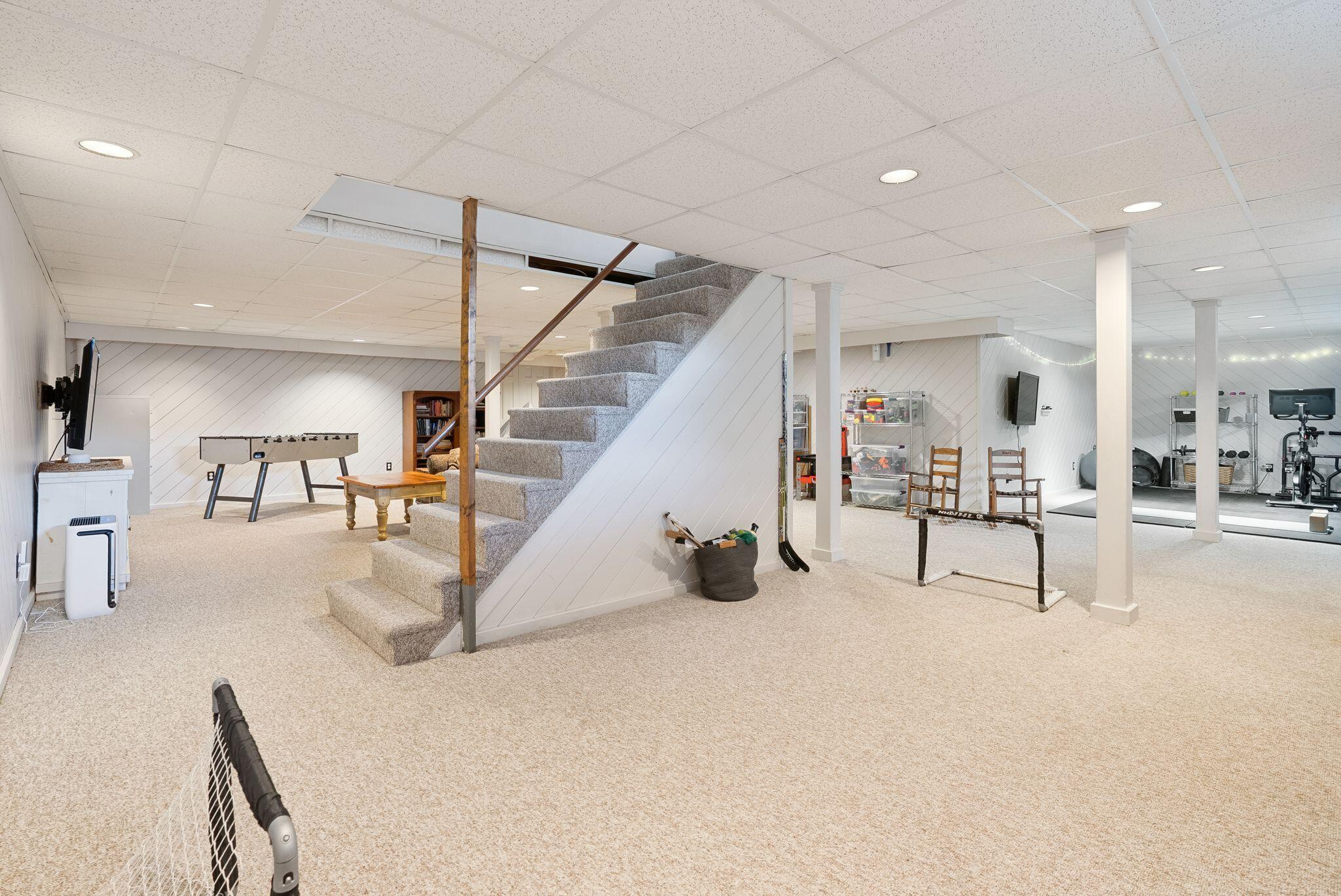 2 Winsome Lea Road