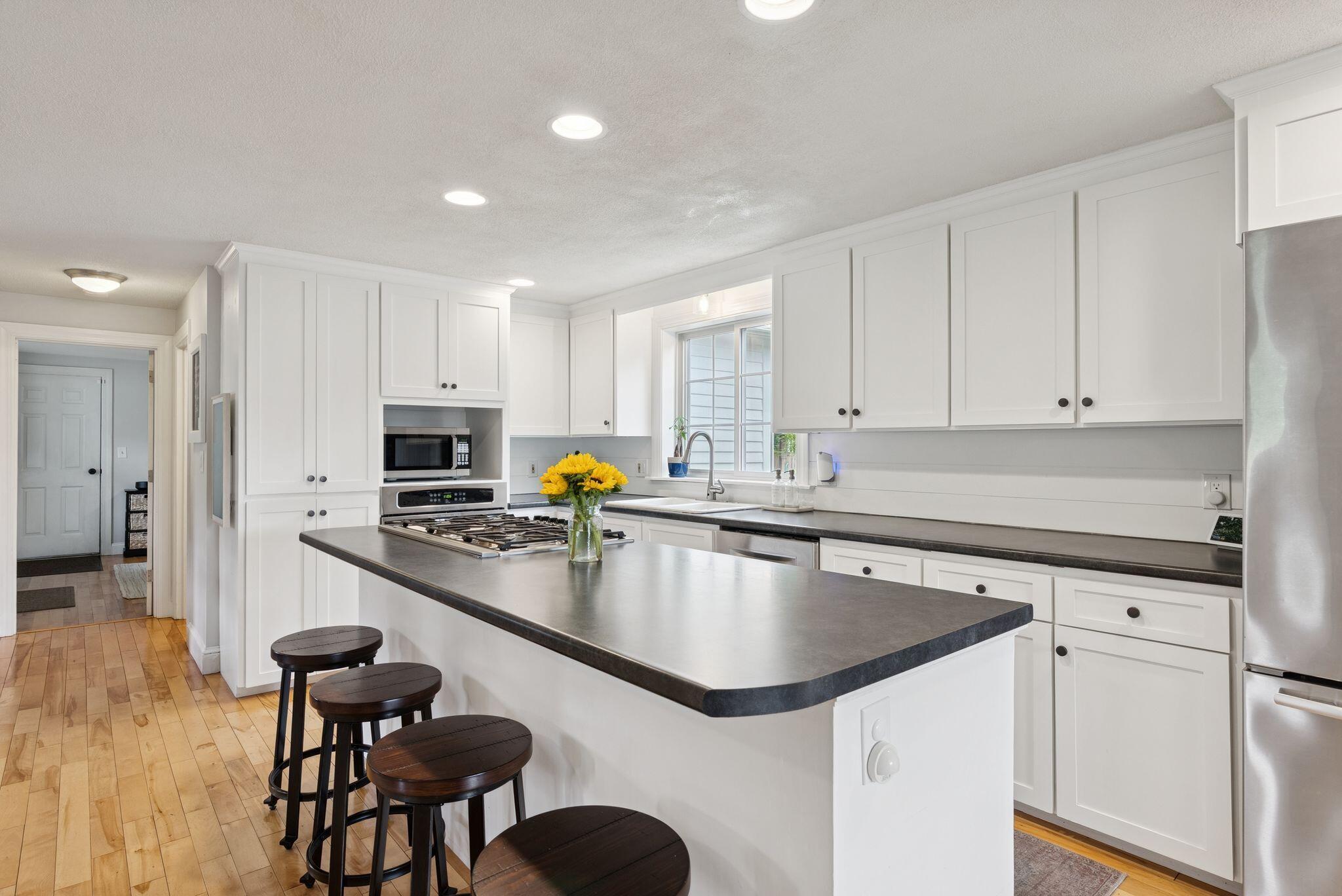 2 Winsome Lea Road