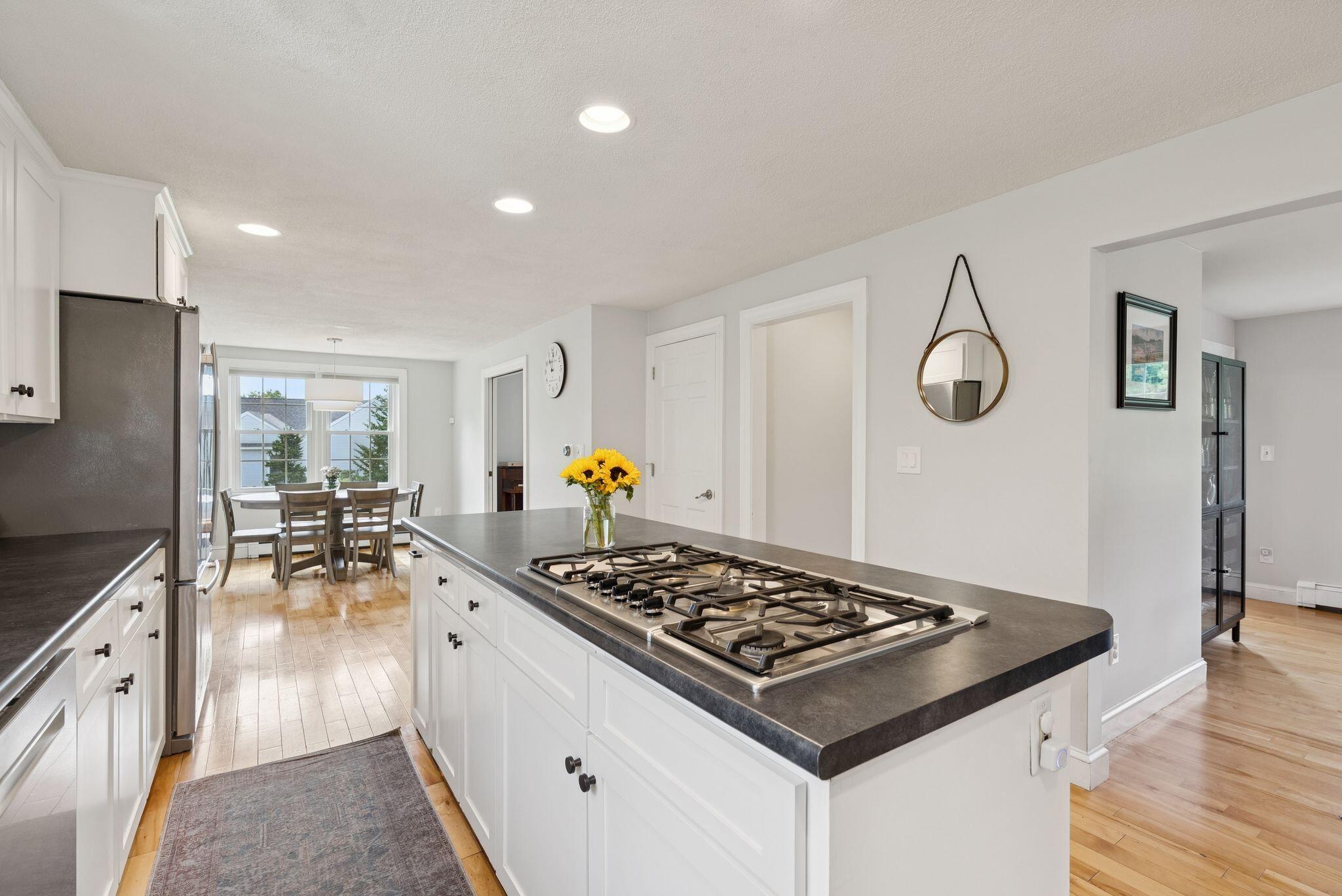 2 Winsome Lea Road